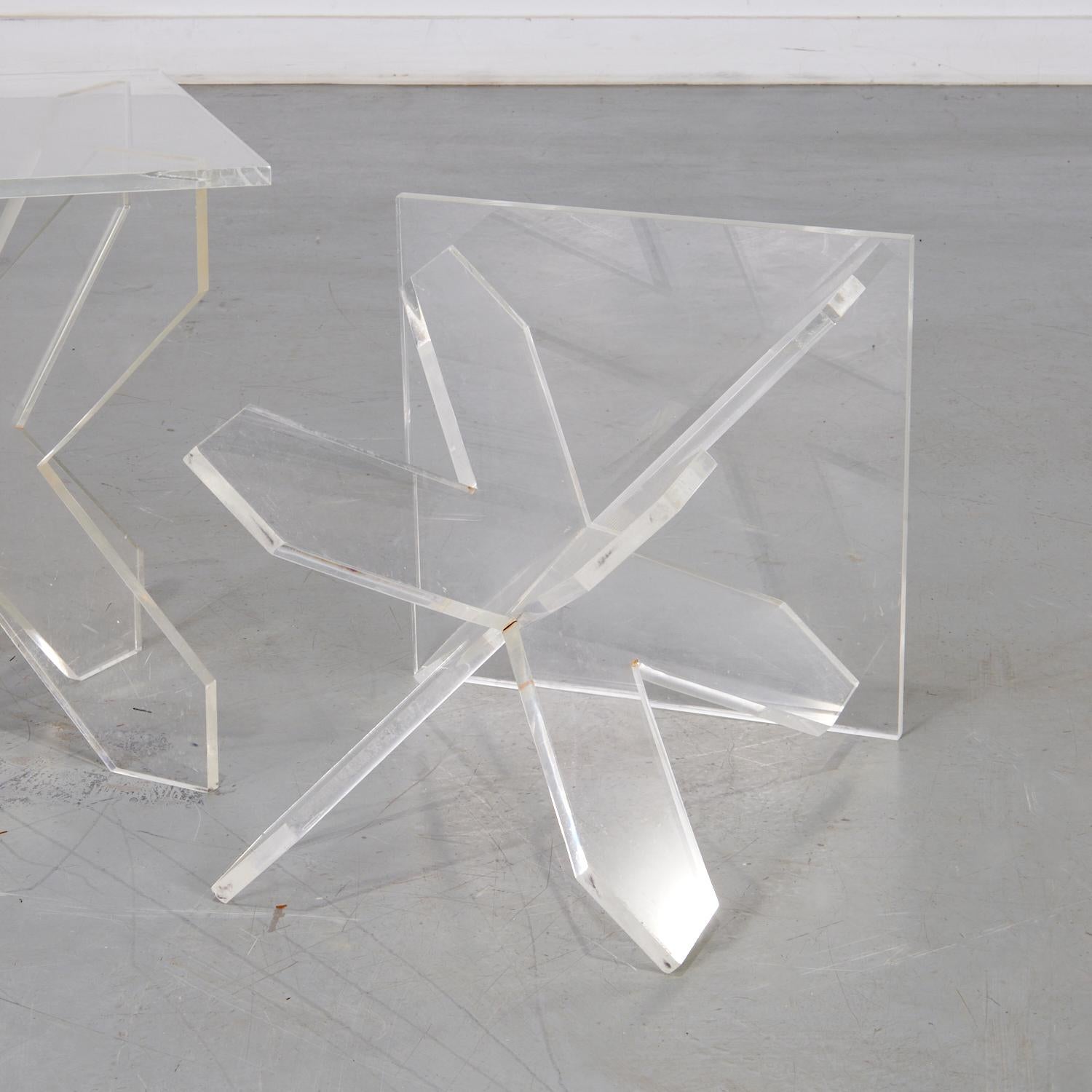 A Pair of 20th c. Custom Lucite Side Tables on an X-Base In Good Condition For Sale In Morristown, NJ