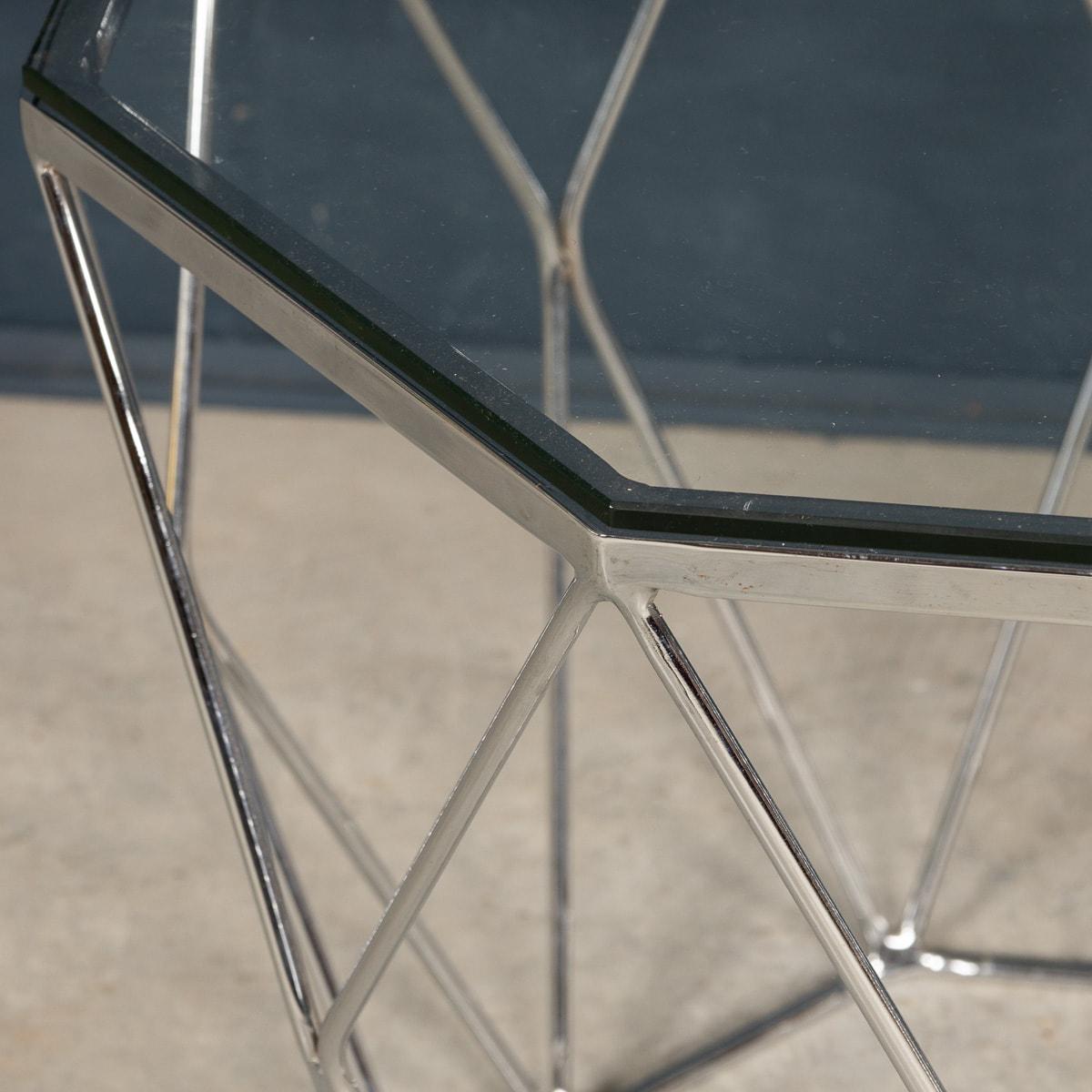Achteckige englische Beistelltische aus Chrom und Glas des 20. Jahrhunderts, Paar im Angebot 3