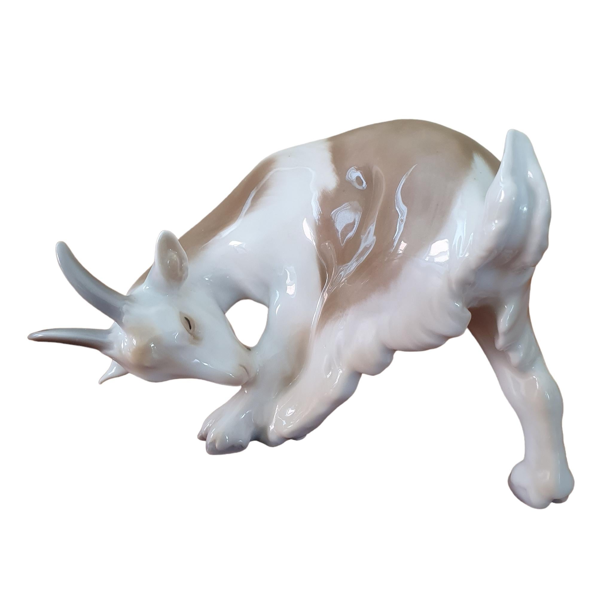 A pair of 20th Century Porcelain Goats by Bing & Grøndahl For Sale 7