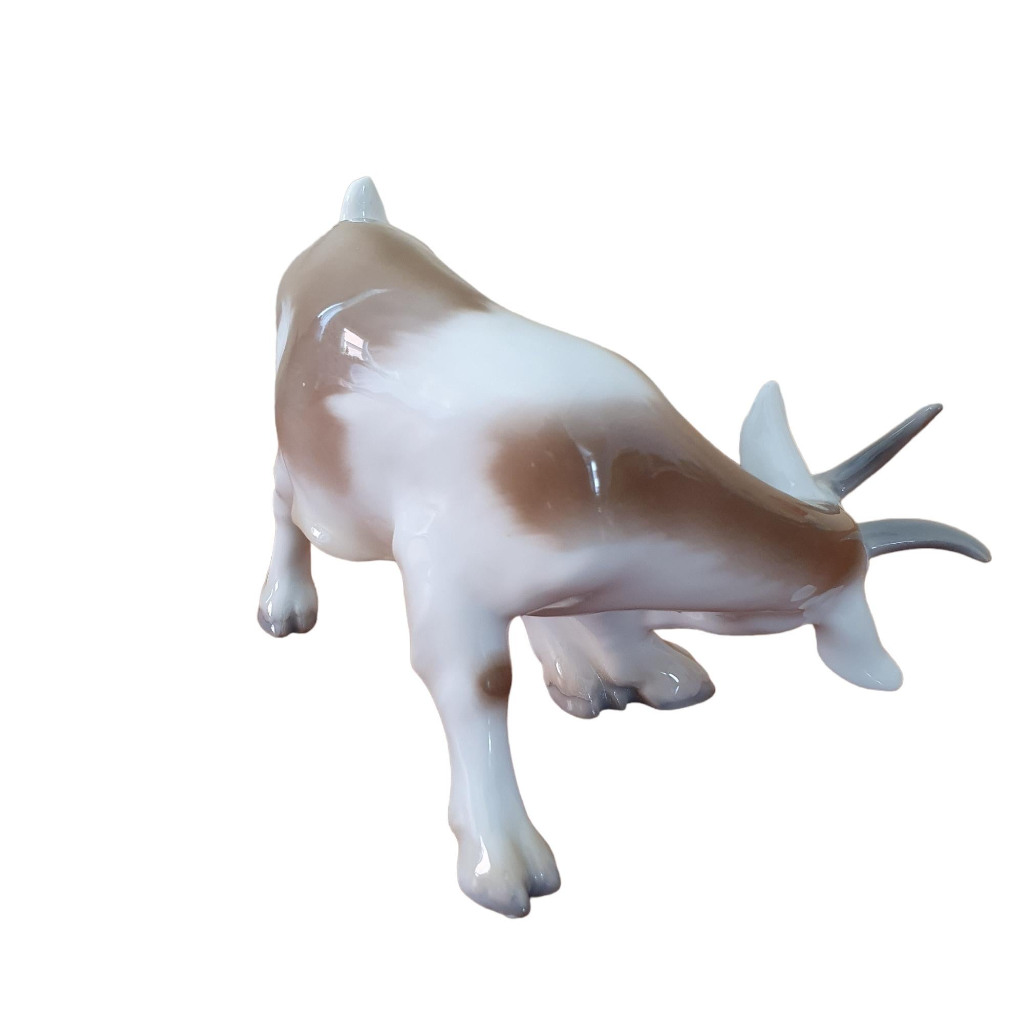 A pair of 20th Century Porcelain Goats by Bing & Grøndahl For Sale 8
