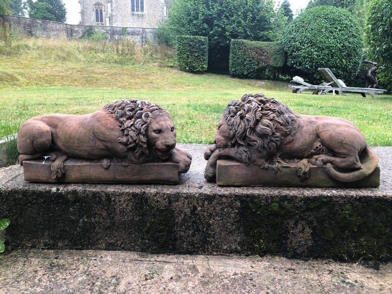 Pair of 20th Century Terracotta Canova Lions For Sale at 1stDibs