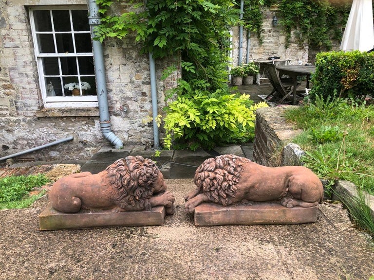 Pair of 20th Century Terracotta Canova Lions For Sale at 1stDibs