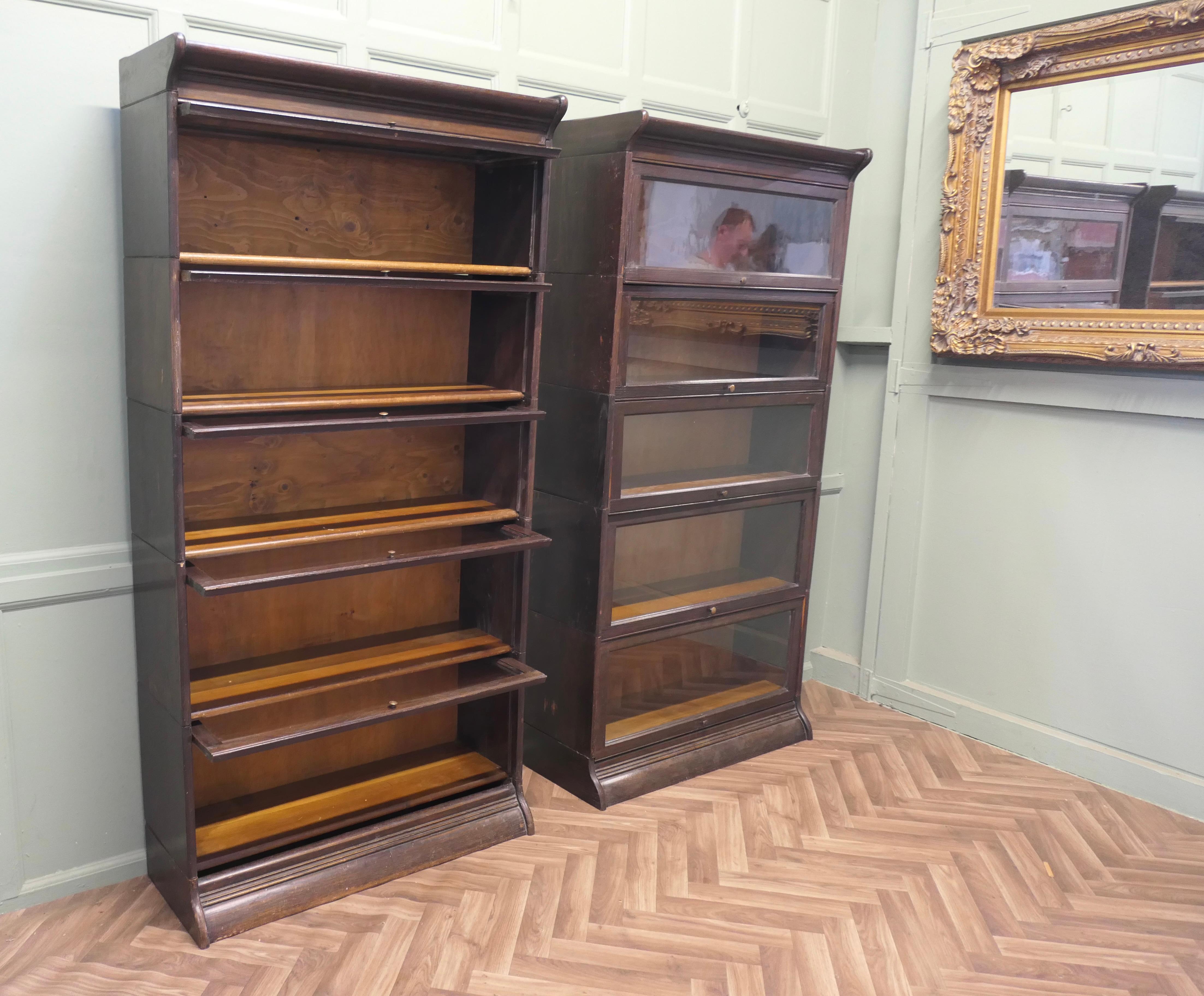 A Pair of 5 Stack Waterfall Oak Barristers Bookcases by Gunn In Good Condition For Sale In Godshill, Isle of Wight
