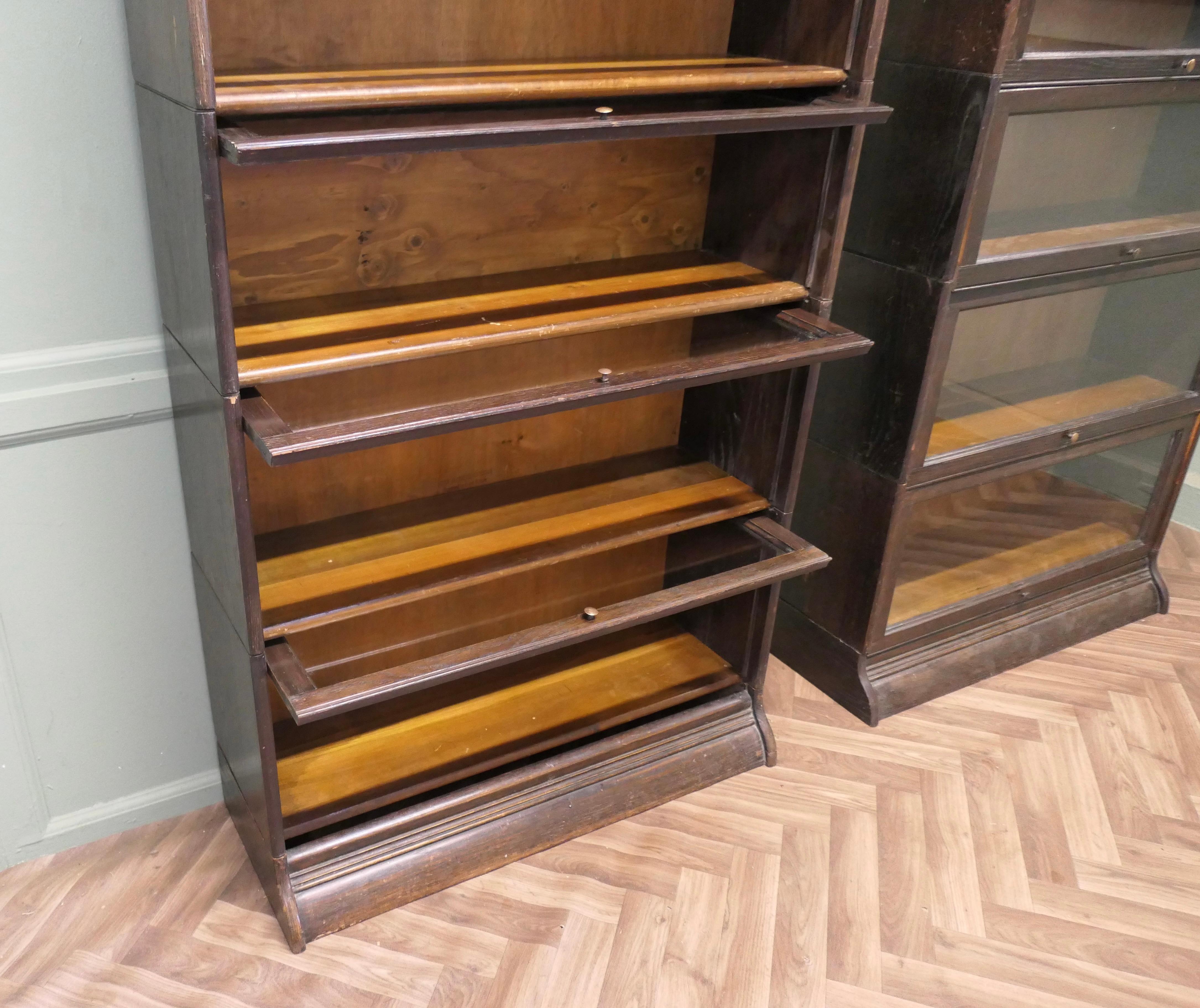 Early 20th Century A Pair of 5 Stack Waterfall Oak Barristers Bookcases by Gunn For Sale