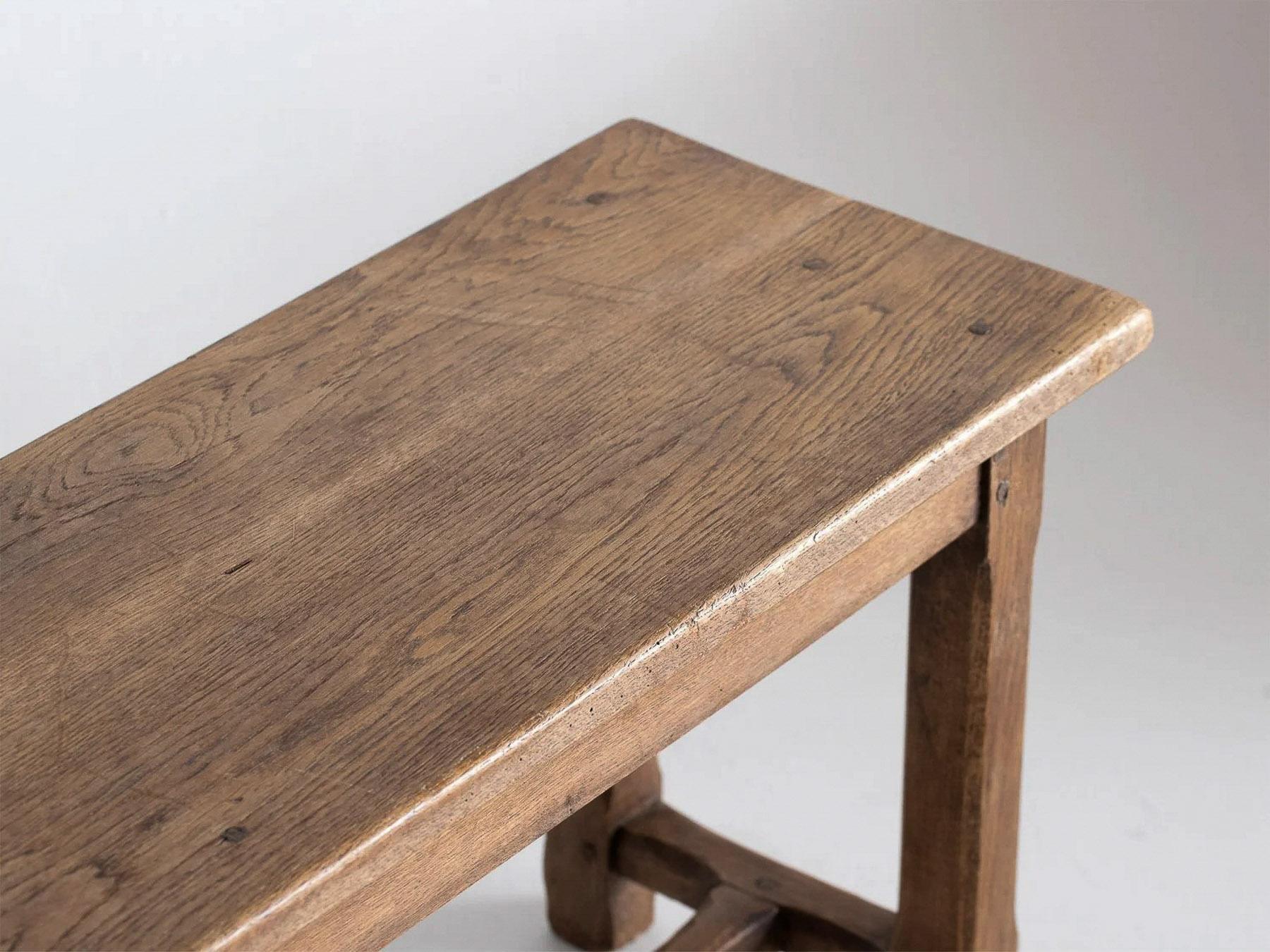 Paire de bancs anciens en chêne français de 1,80 m de long - Circa 1920 en vente 11