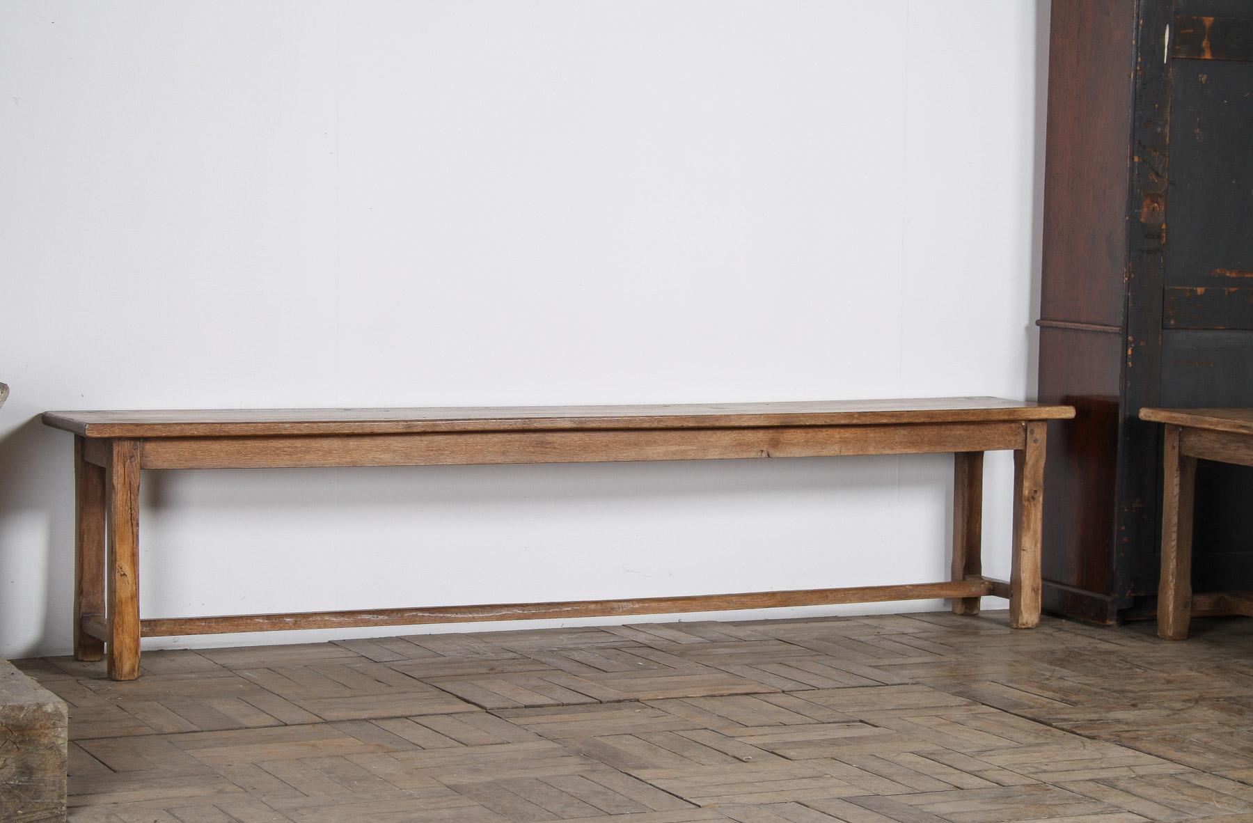 Chêne Paire de bancs anciens en chêne français de 1,80 m de long - Circa 1920 en vente