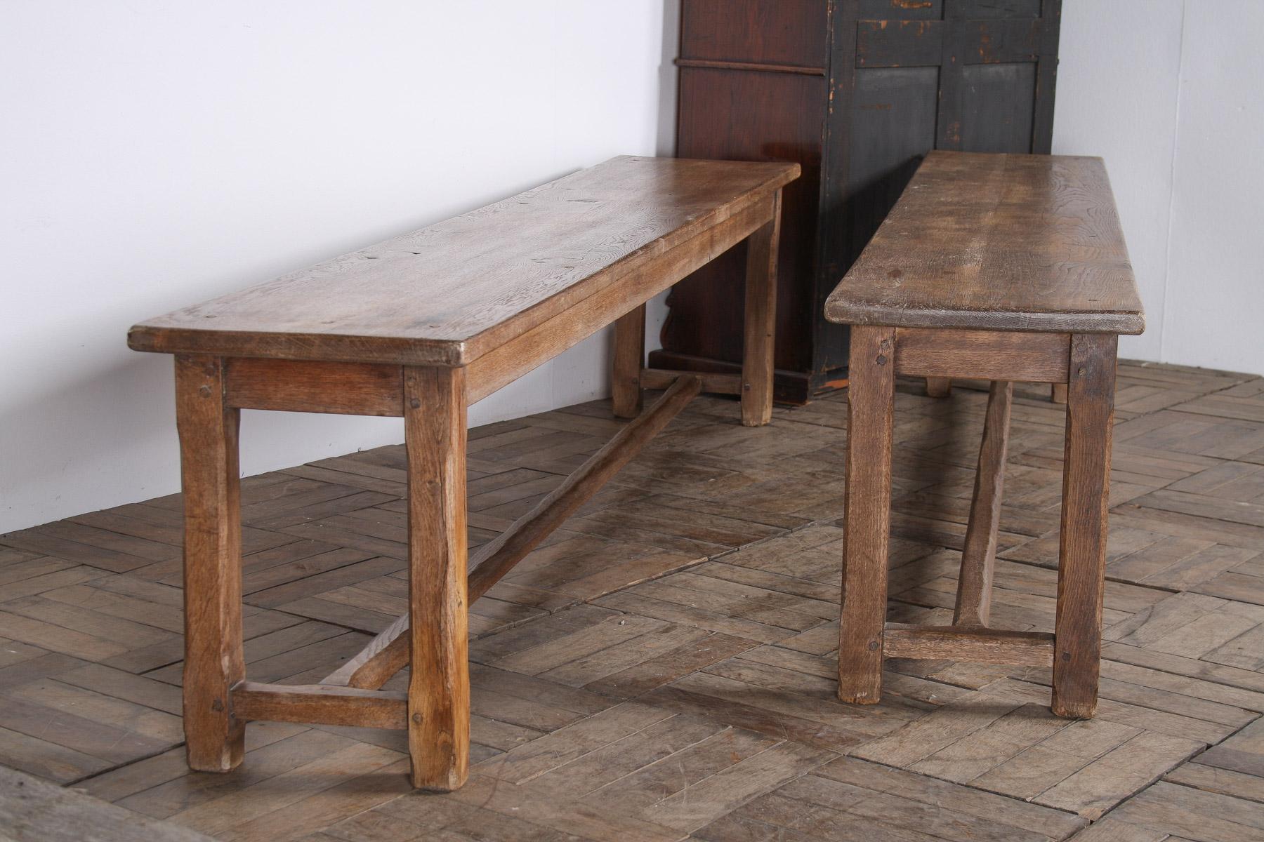 Paire de bancs anciens en chêne français de 1,80 m de long - Circa 1920 en vente 1