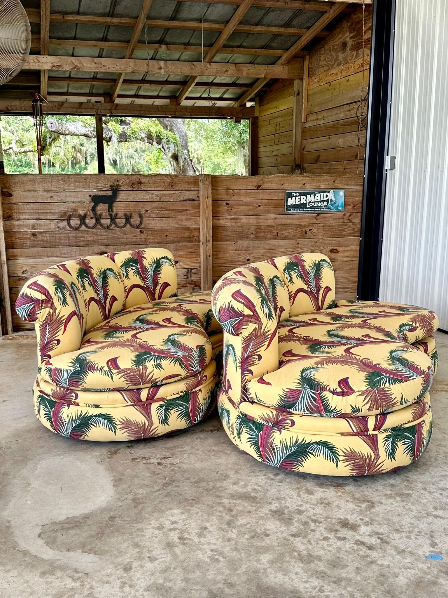Exquisite Mid-Century Modern Pair of Adrian Pearsall Kidney Shaped Sofa In Good Condition In North Fort Myers, FL