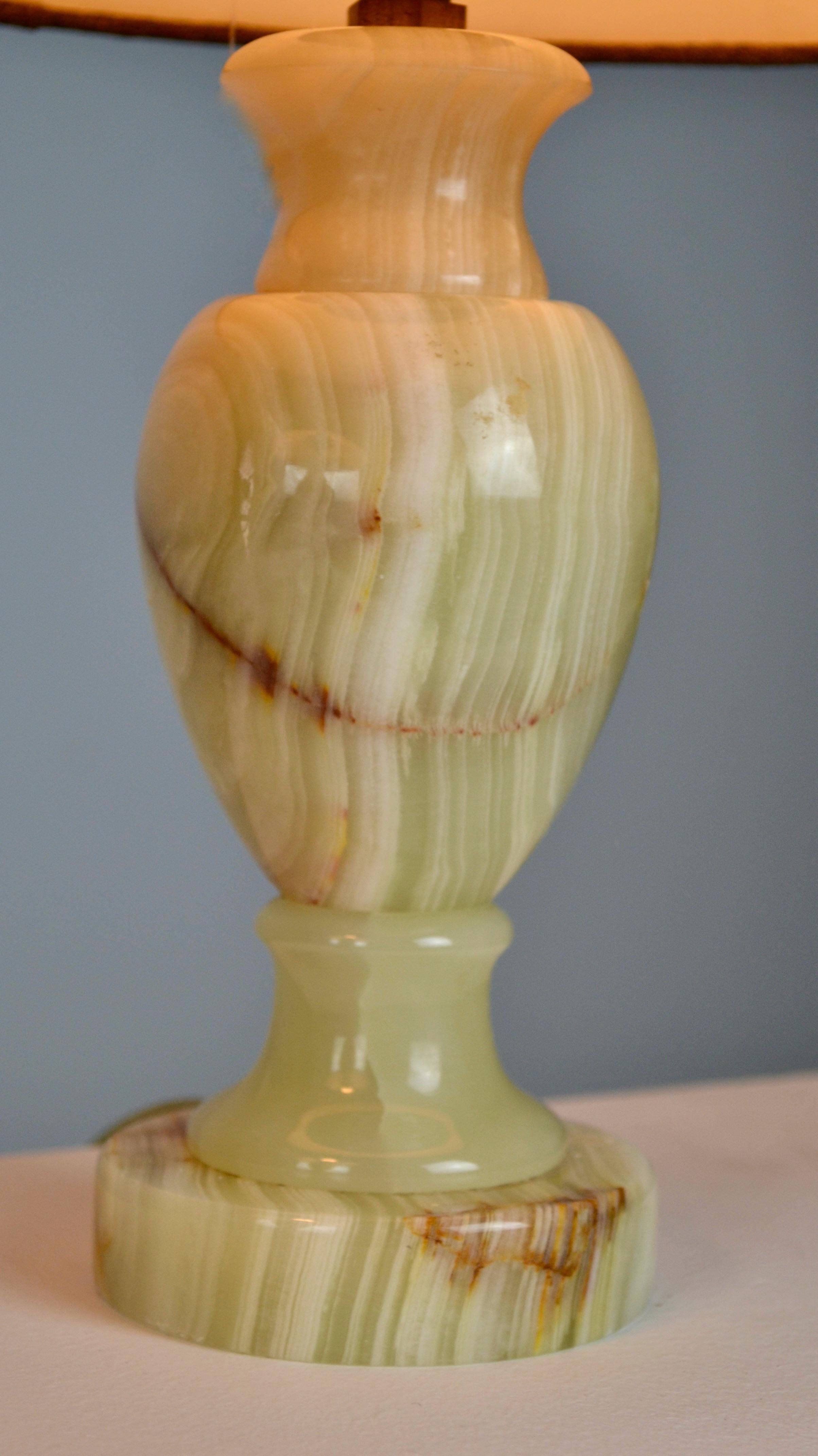 Ein Paar Achatlampen aus den 1970er Jahren - Italien im Zustand „Gut“ im Angebot in SOTTEVILLE-LÈS-ROUEN, FR