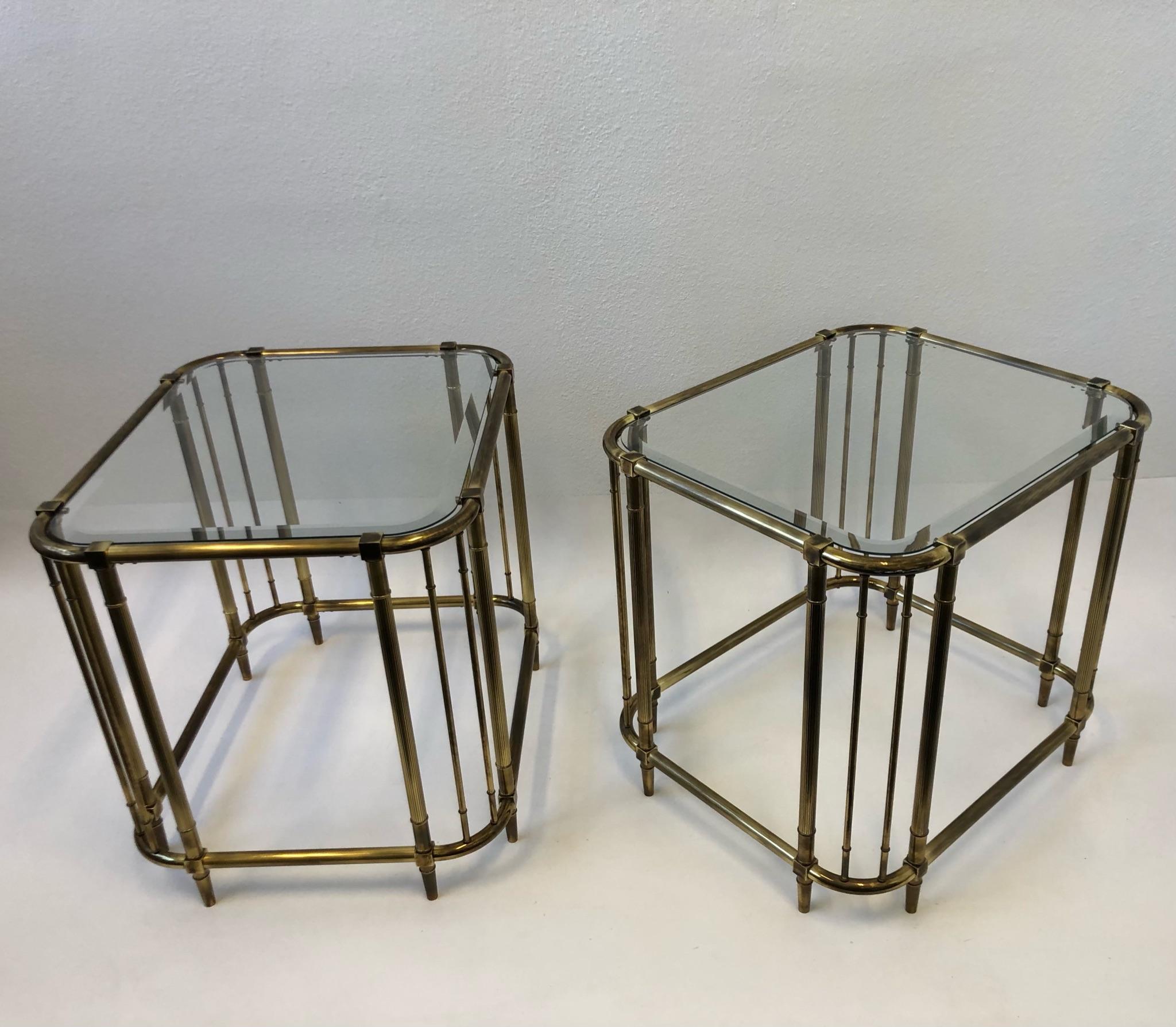 Beveled Pair of Aged Brass and Glass Side Tables by Mastercraft