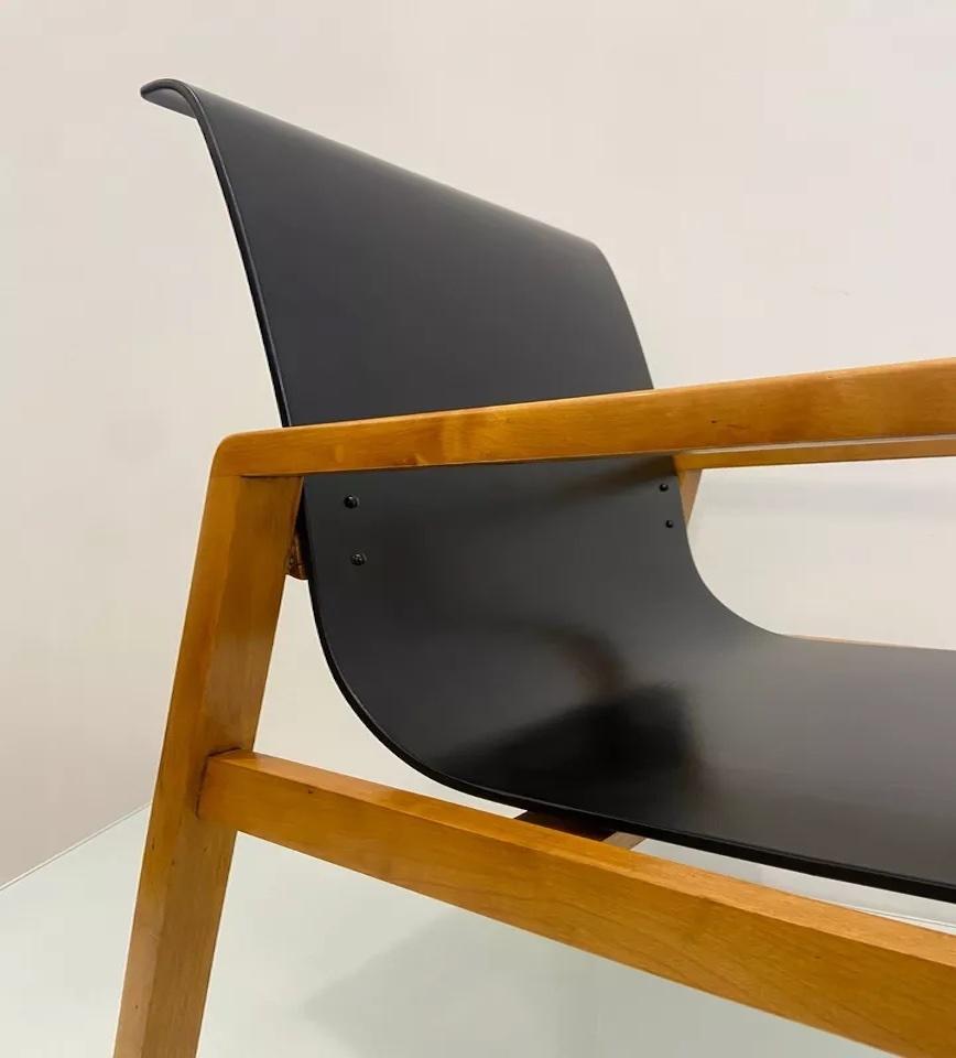Finlandais Paire de chaises de couloir Alvar Aalto, modèle 403 par Finmar en vente