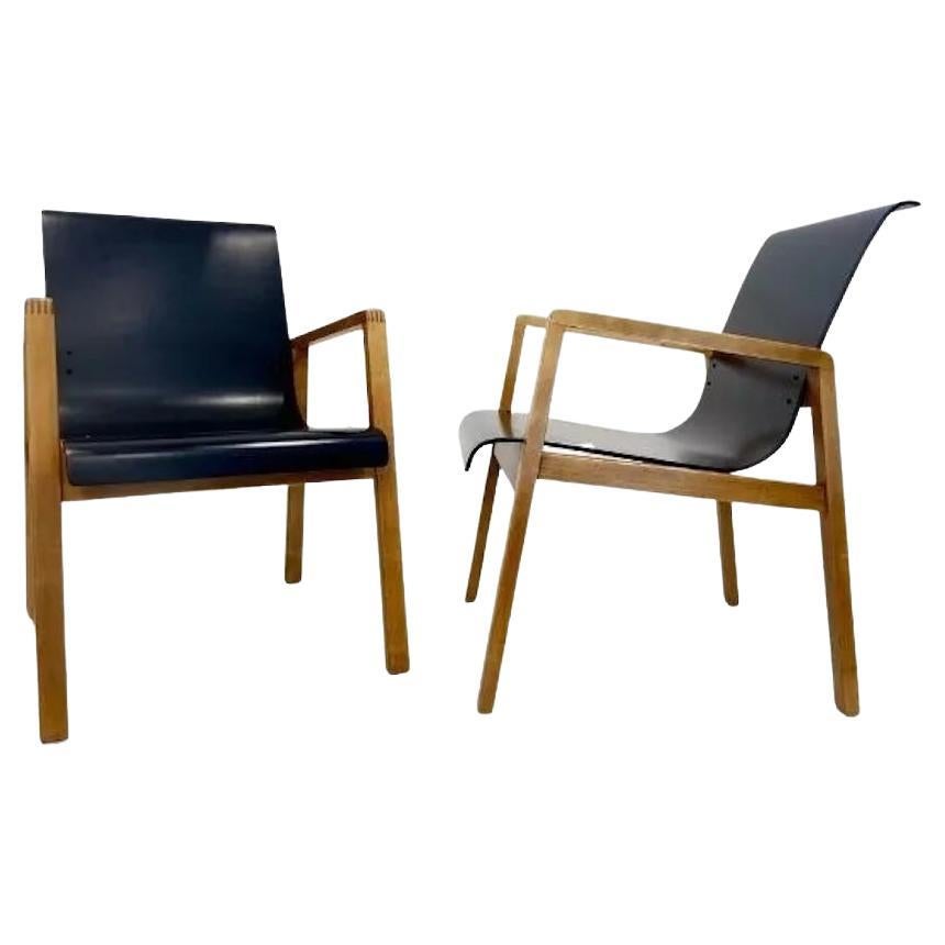 A Pair of Alvar Aalto Hallway Chairs, Model 403 by Finmar