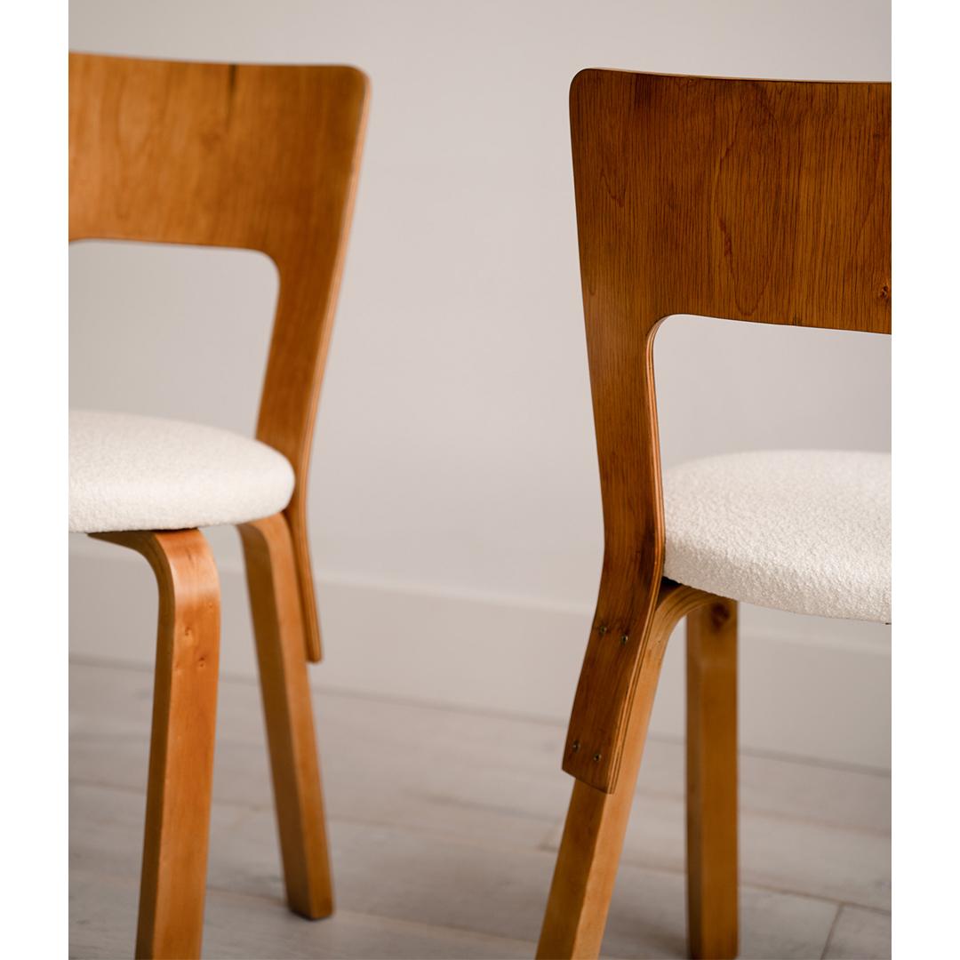 Mid-Century Modern Paire de chaises d'appoint Alvar Aalto pour Artek Modèle 66 en vente