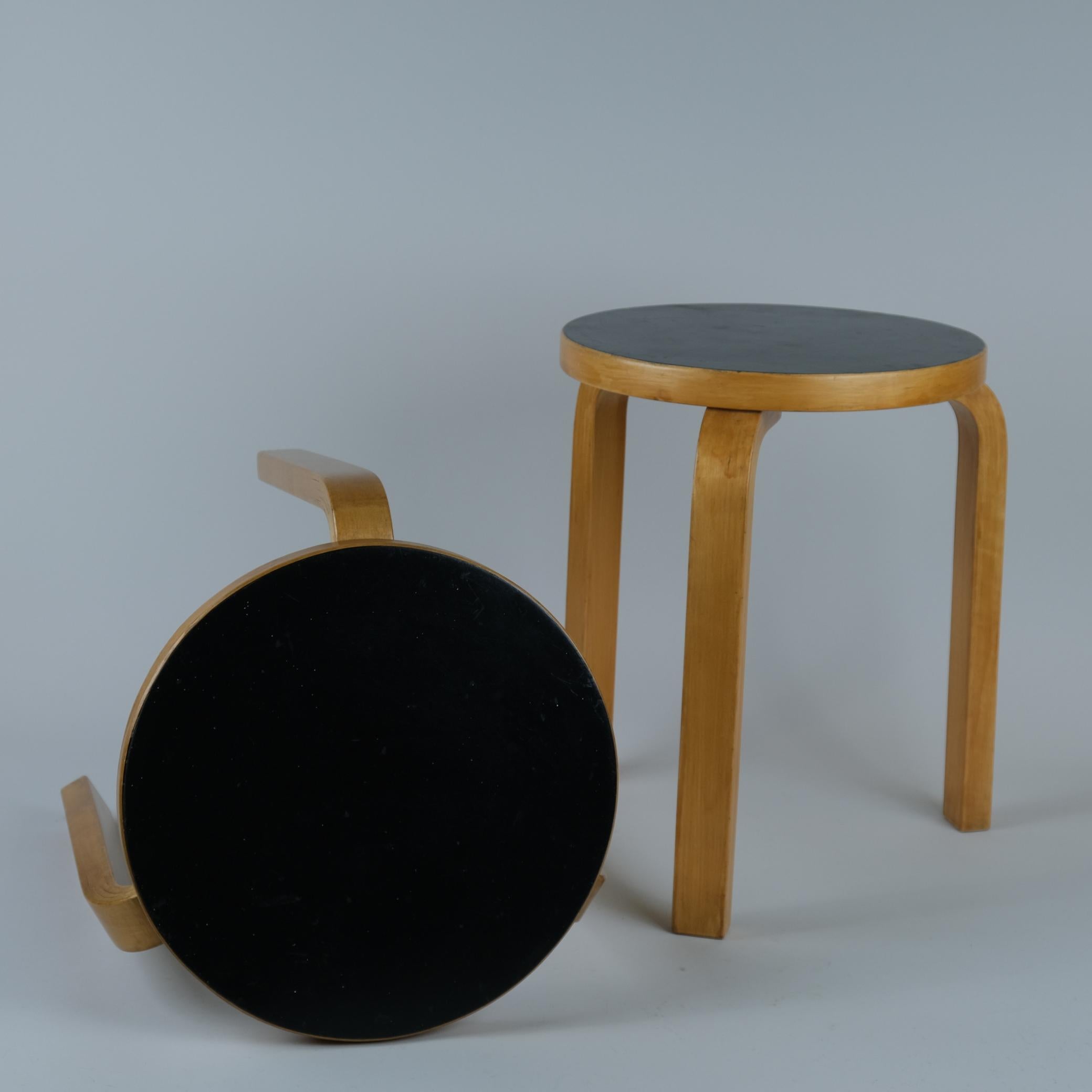 A Pair of Alvar Aalto Stools Model no 60, Black Laminate, Artek 1950s For Sale 5