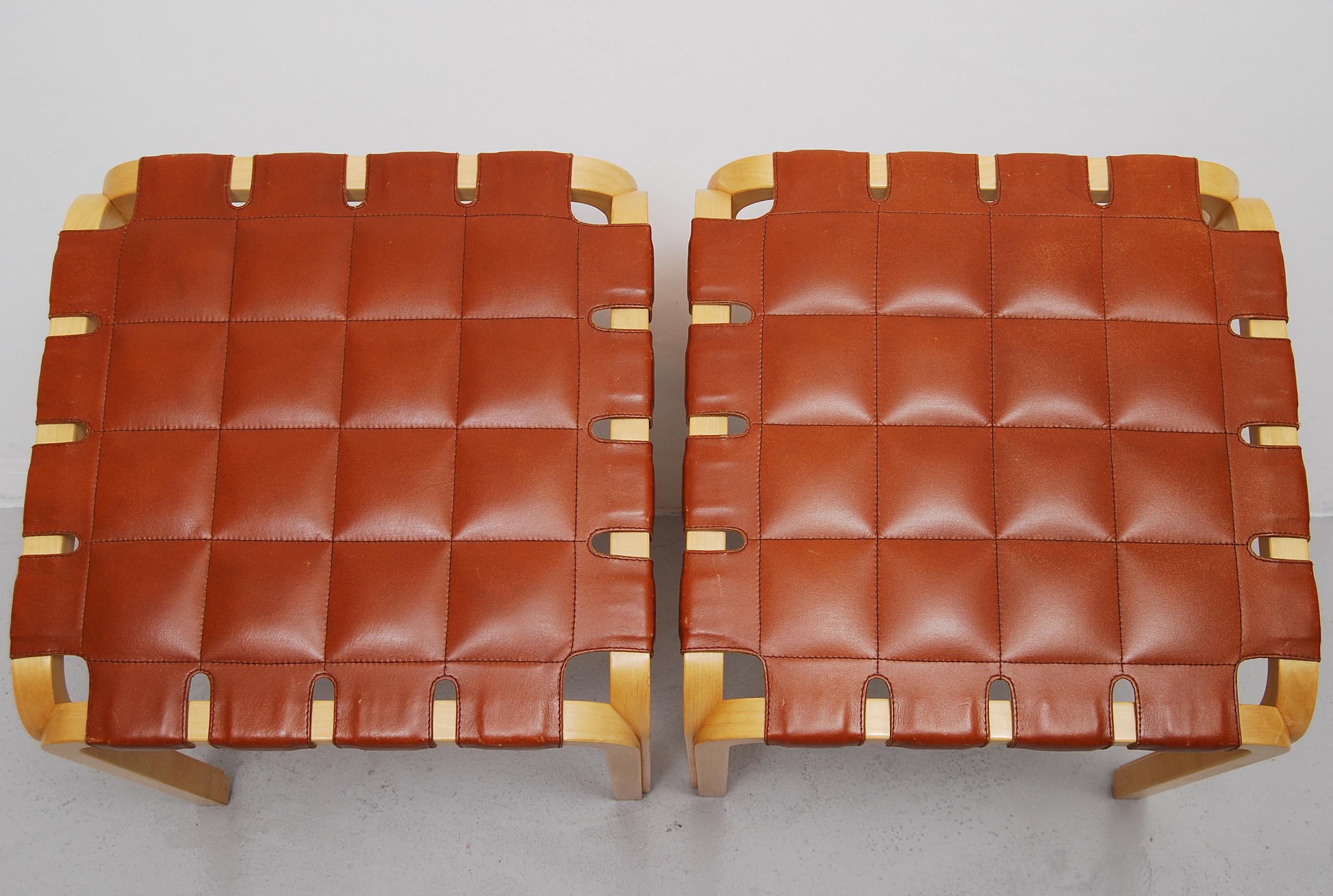 Pair of Alvar Aalto Y61 Stools with Original Leather Seats In Good Condition In Stockholm, SE