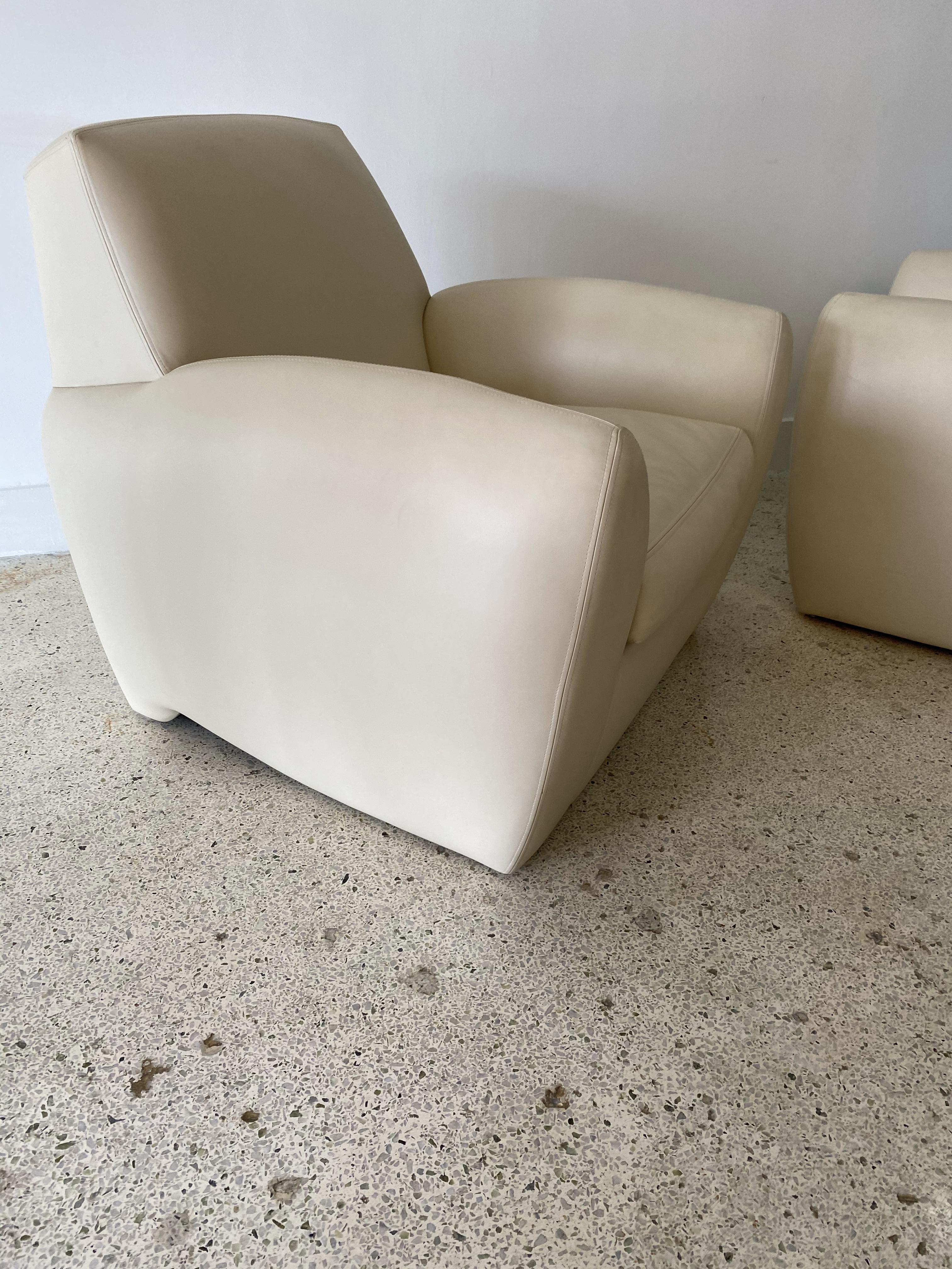 Mid-Century Modern Pair of American Modern Cream Leather Ken Zu Club Chairs, Dakota Jackson