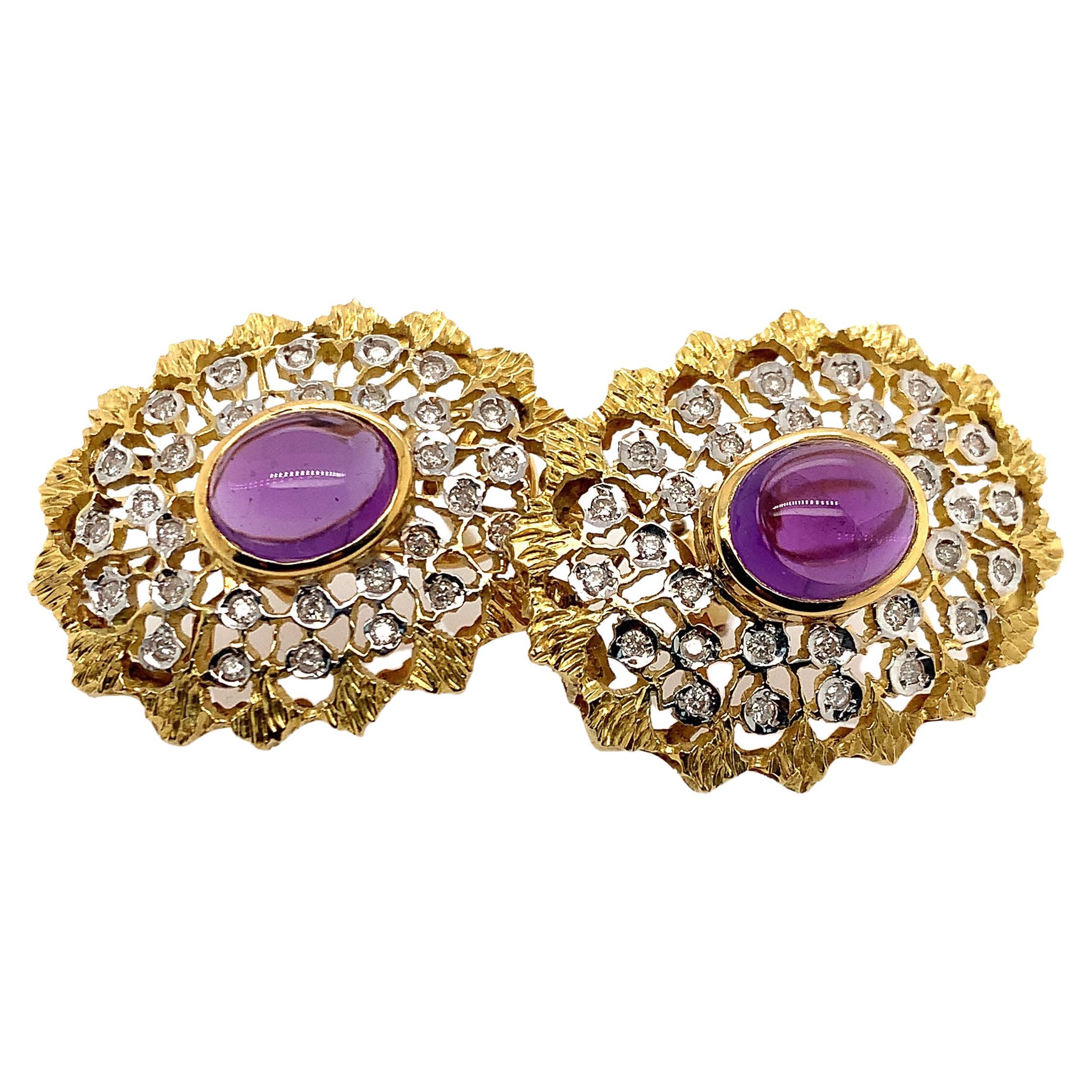 Paar Ohrclips aus Amethyst, Diamant und zweifarbigem Gold