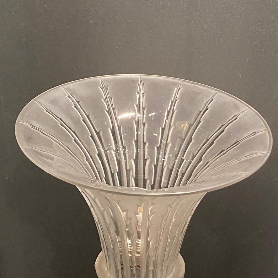 A pair of Amsterdam Glass Art Deco table Tamps by R.Lalique  For Sale 2