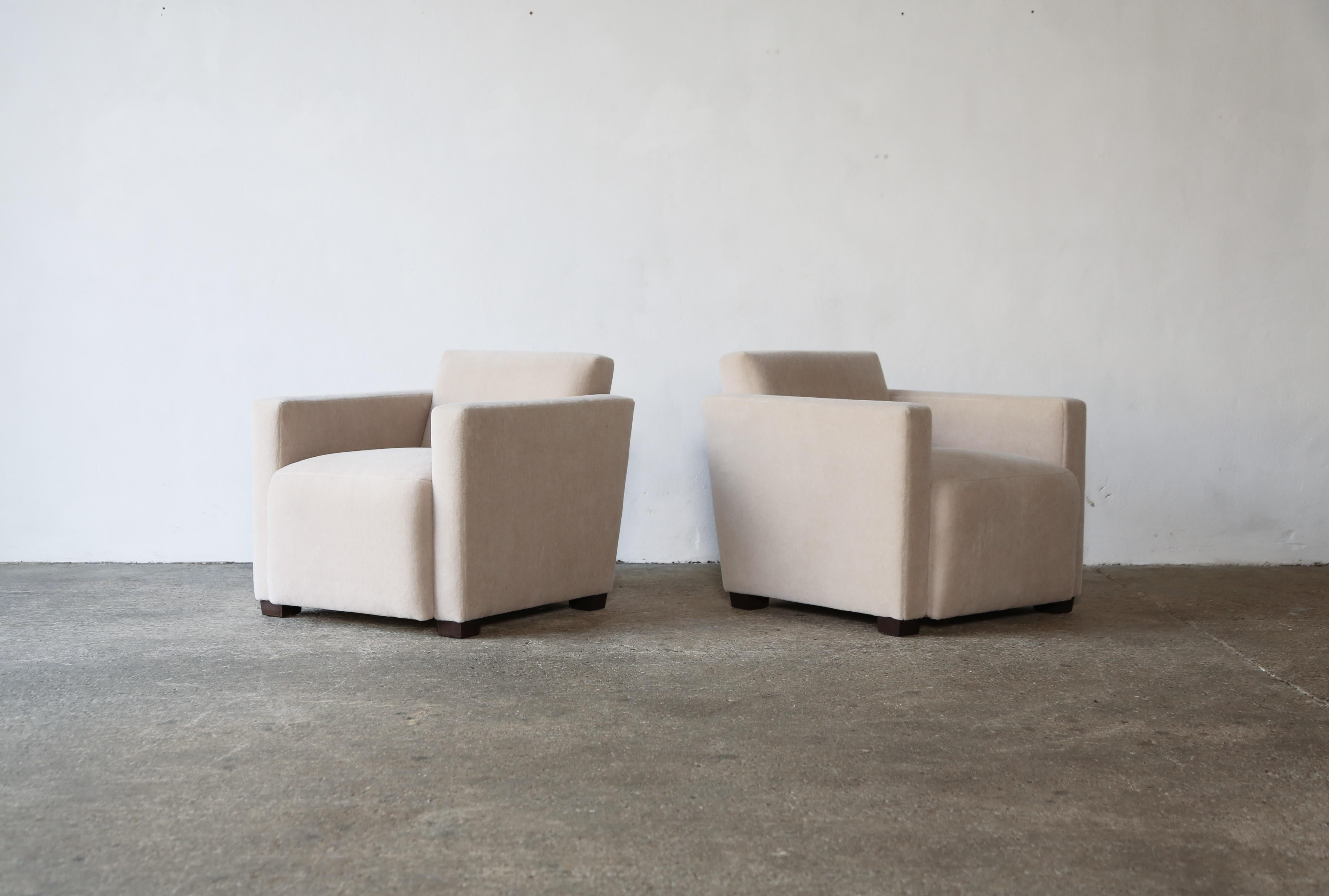 A superb pair of modern angular club armchairs.  High quality handmade beech frames and sprung seats.  Newly upholstered in a premium ivory, soft, pure alpaca wool fabric. Fast shipping worldwide.



