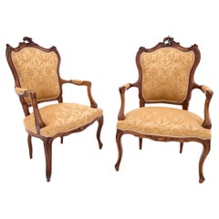 A pair of antique armchairs, France, around 1870.