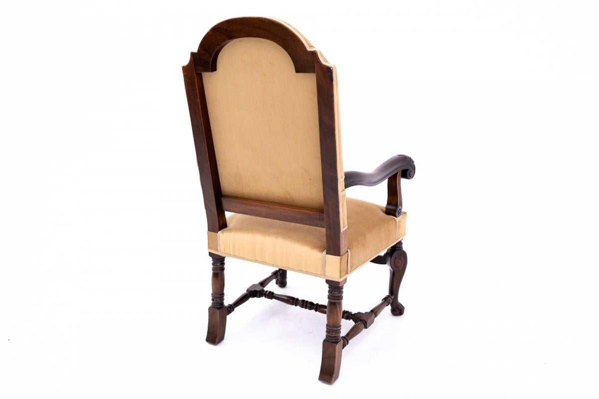 Paire de fauteuils anciens, Europe occidentale, vers 1900. Après la rénovation en vente 3