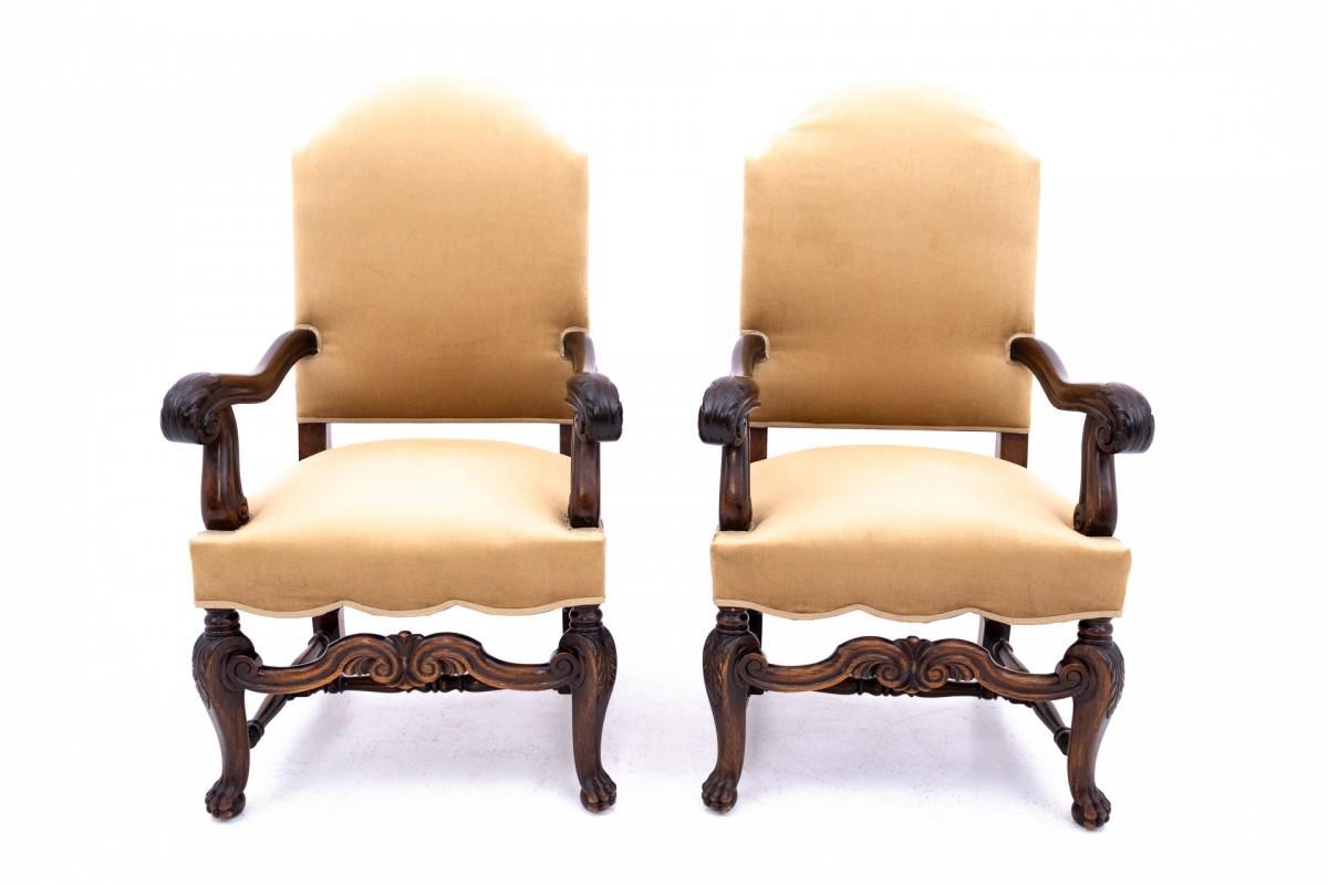 Début du 20ème siècle Paire de fauteuils anciens, Europe occidentale, vers 1900. Après la rénovation en vente