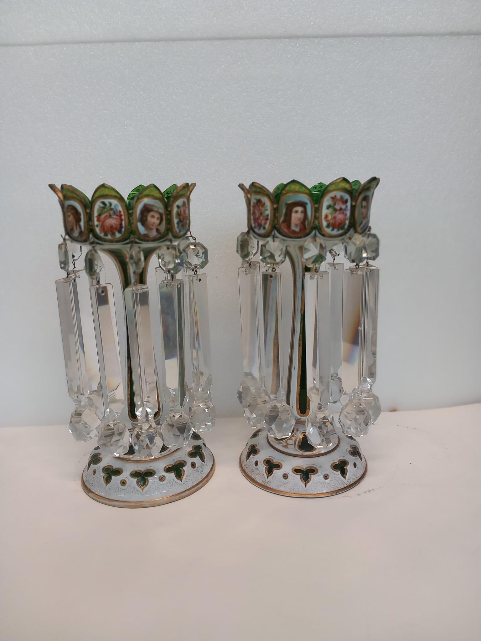 A pair of antique Bohemian green lustres with white and gilded cartouches In Good Condition For Sale In London, GB