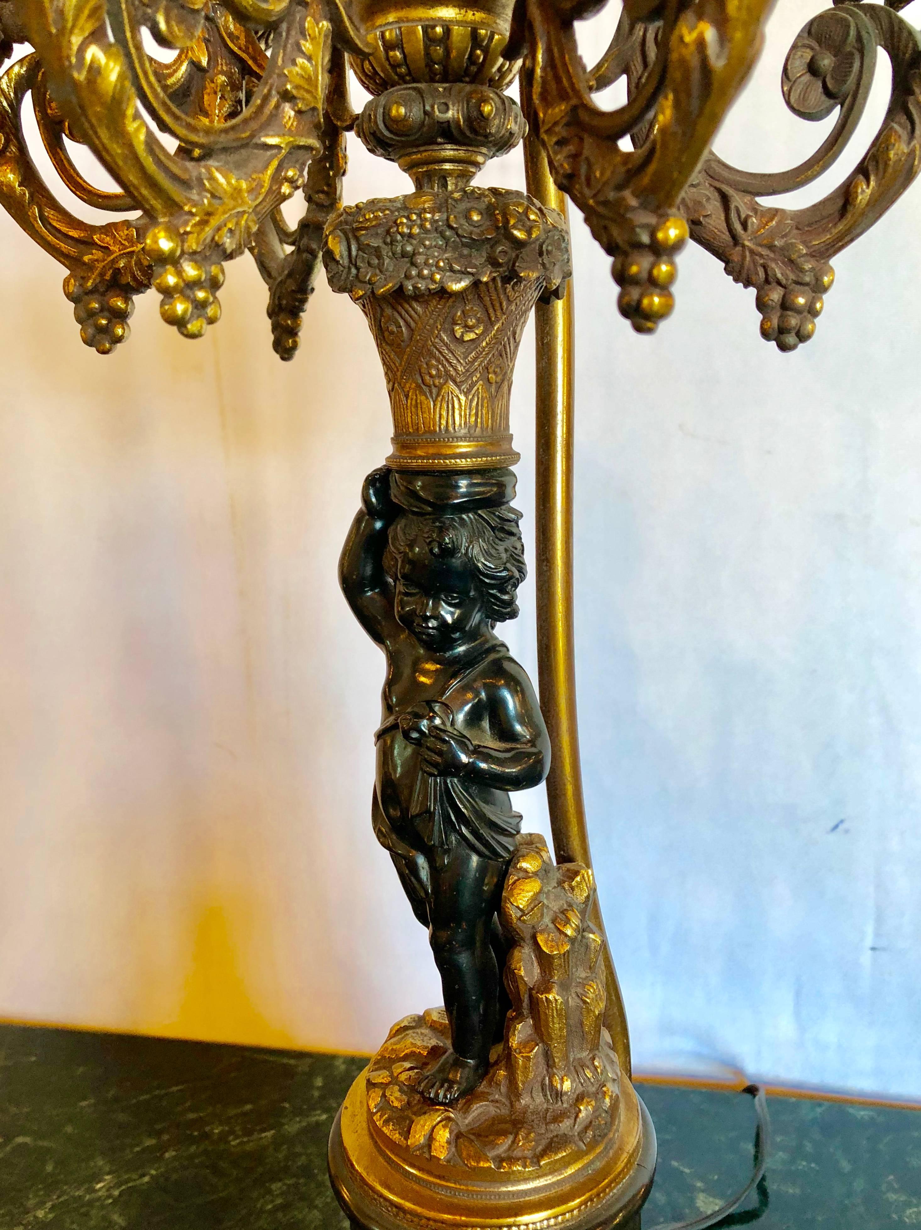 Pair of Antique Bronze Cherub Candelabras on Marble Vases with Custom Shades In Good Condition For Sale In Stamford, CT