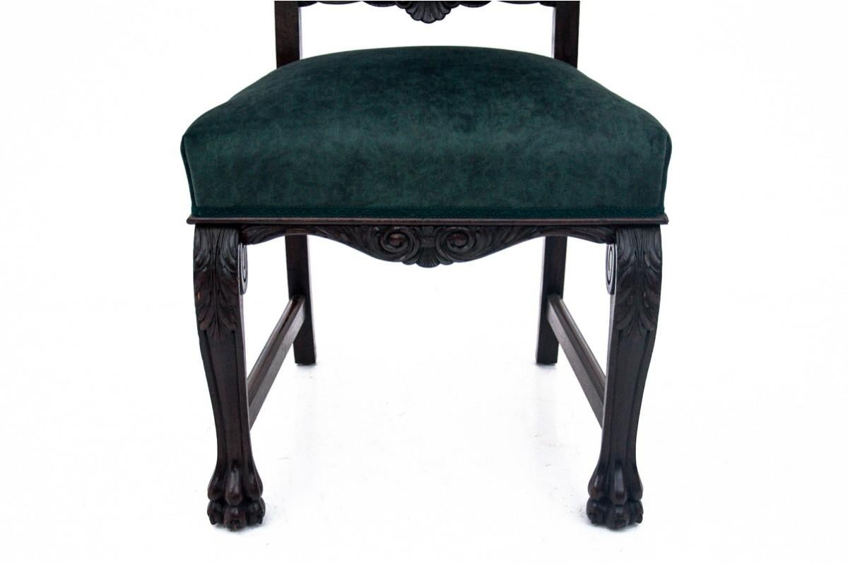Paire de chaises anciennes sur pattes de lion, Europe de l'Ouest, vers 1920. en vente 2