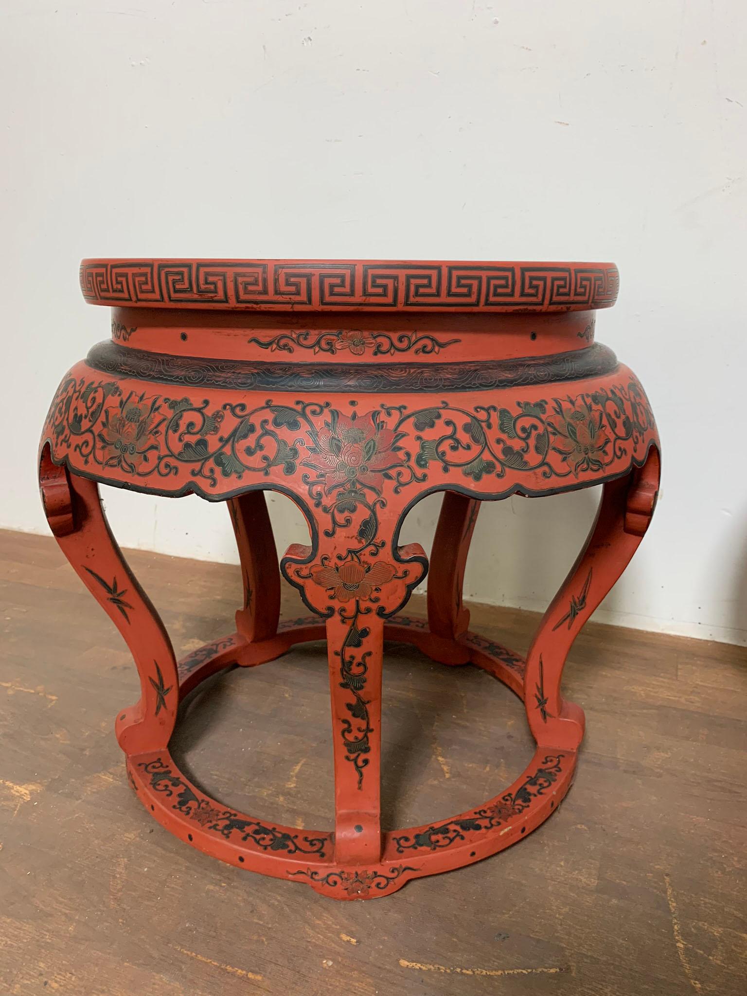 Pair of Antique Chinese Late Qing Dynasty Lacquered Drum Stools or Tables 3