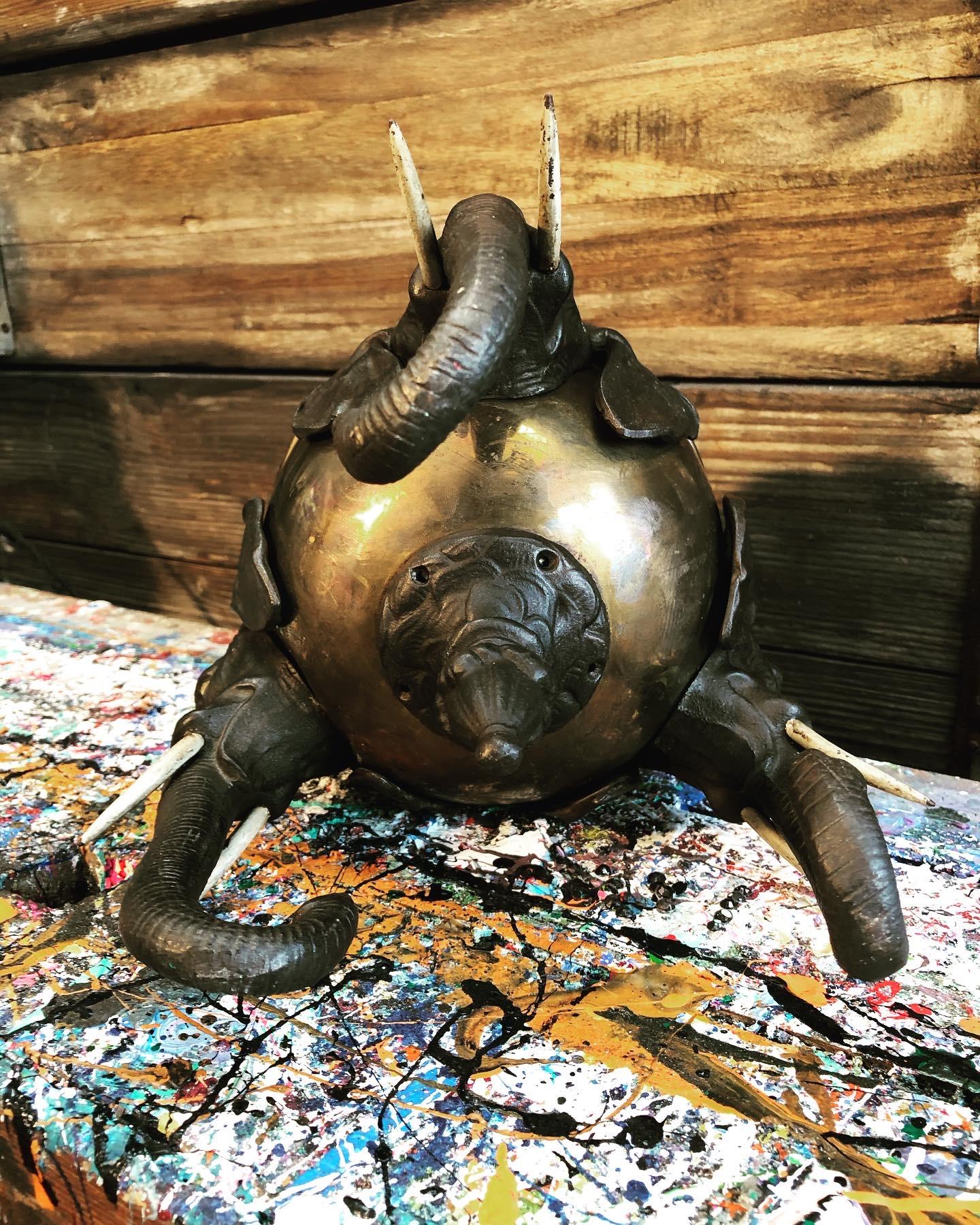 A Pair of Antique Cold Painted Bronze Elephant Lamps In Good Condition In Søborg, DK