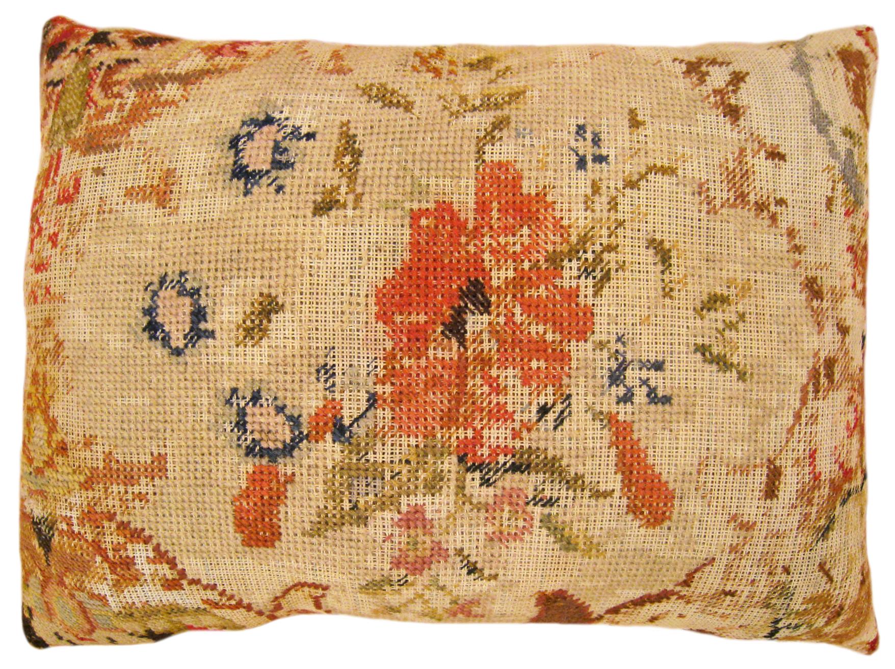 Early 20th Century Pair of Antique Decorative English Needlepoint Rug Pillows with Floral For Sale