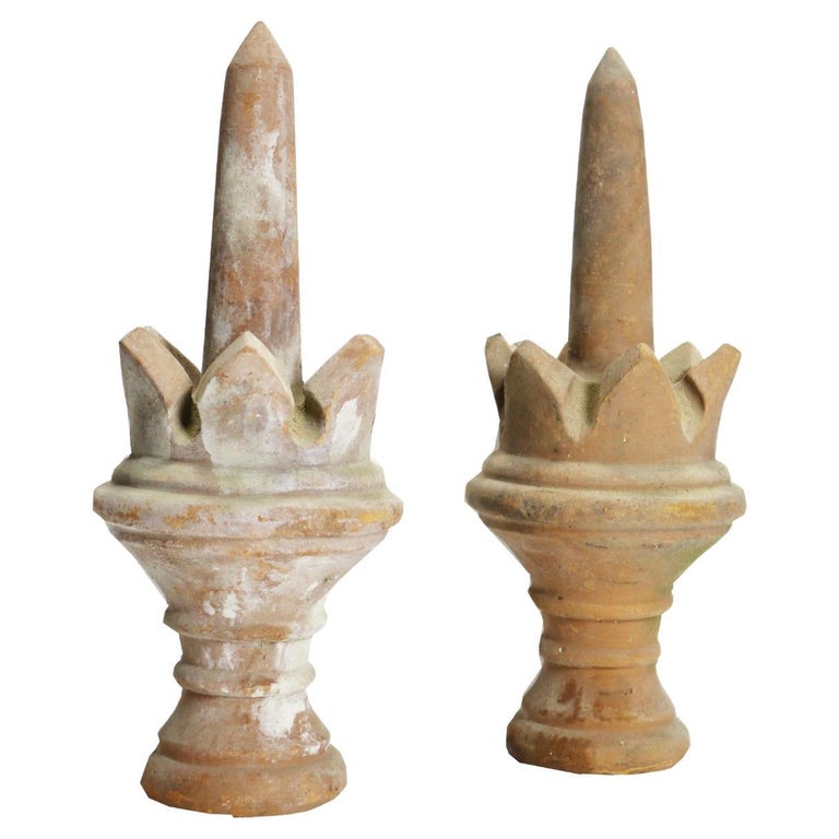 Pair of Antique English Terracotta Finials For Sale at 1stDibs