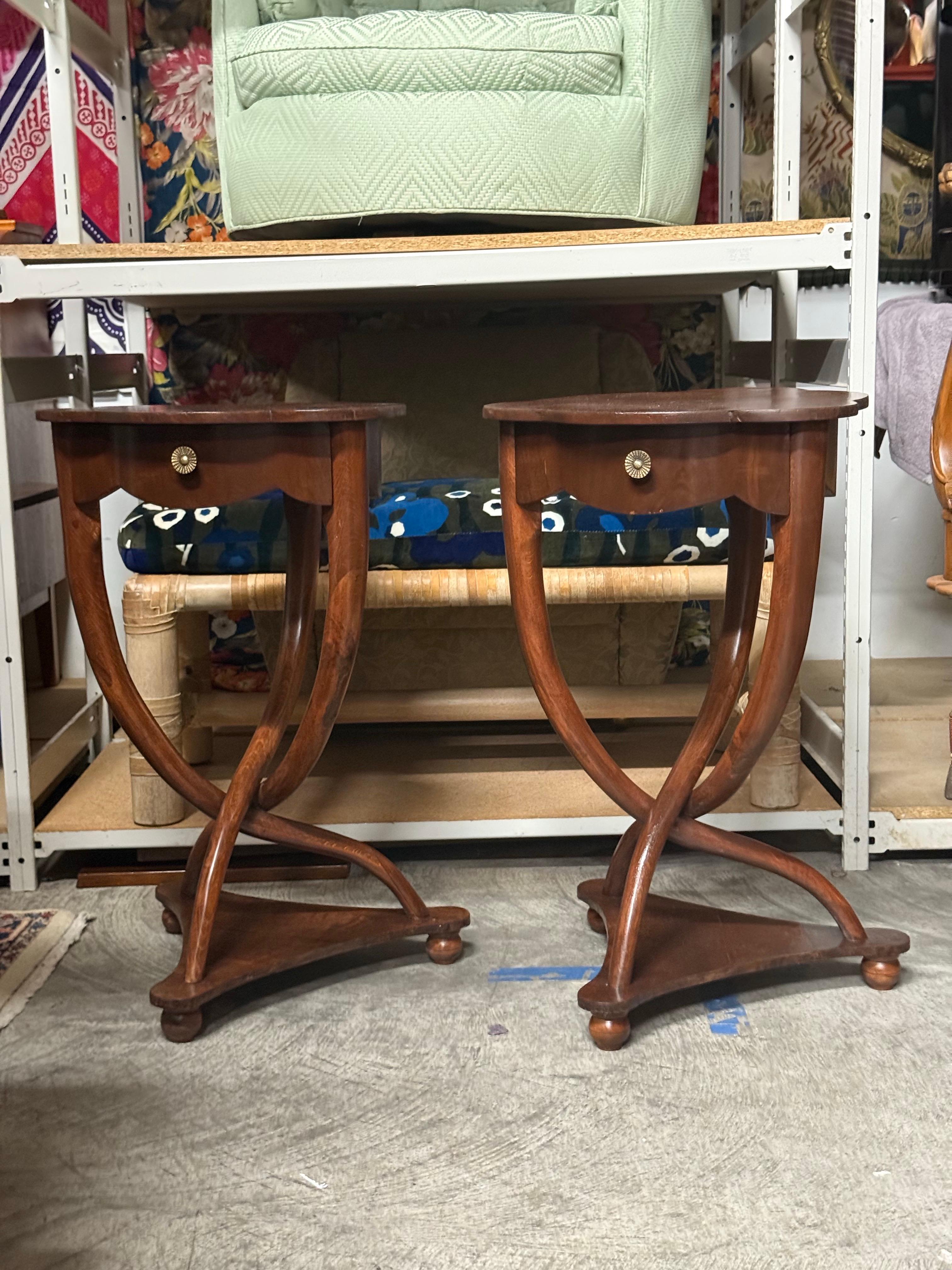 A pair of Antique French Art Deco Side Tables With Drawer & Unique Twist Base For Sale 2