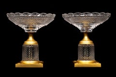 Pareja de Centros de Mesa Antiguos Franceses de Bronce y Cristal Tallado Estilo Baccarat