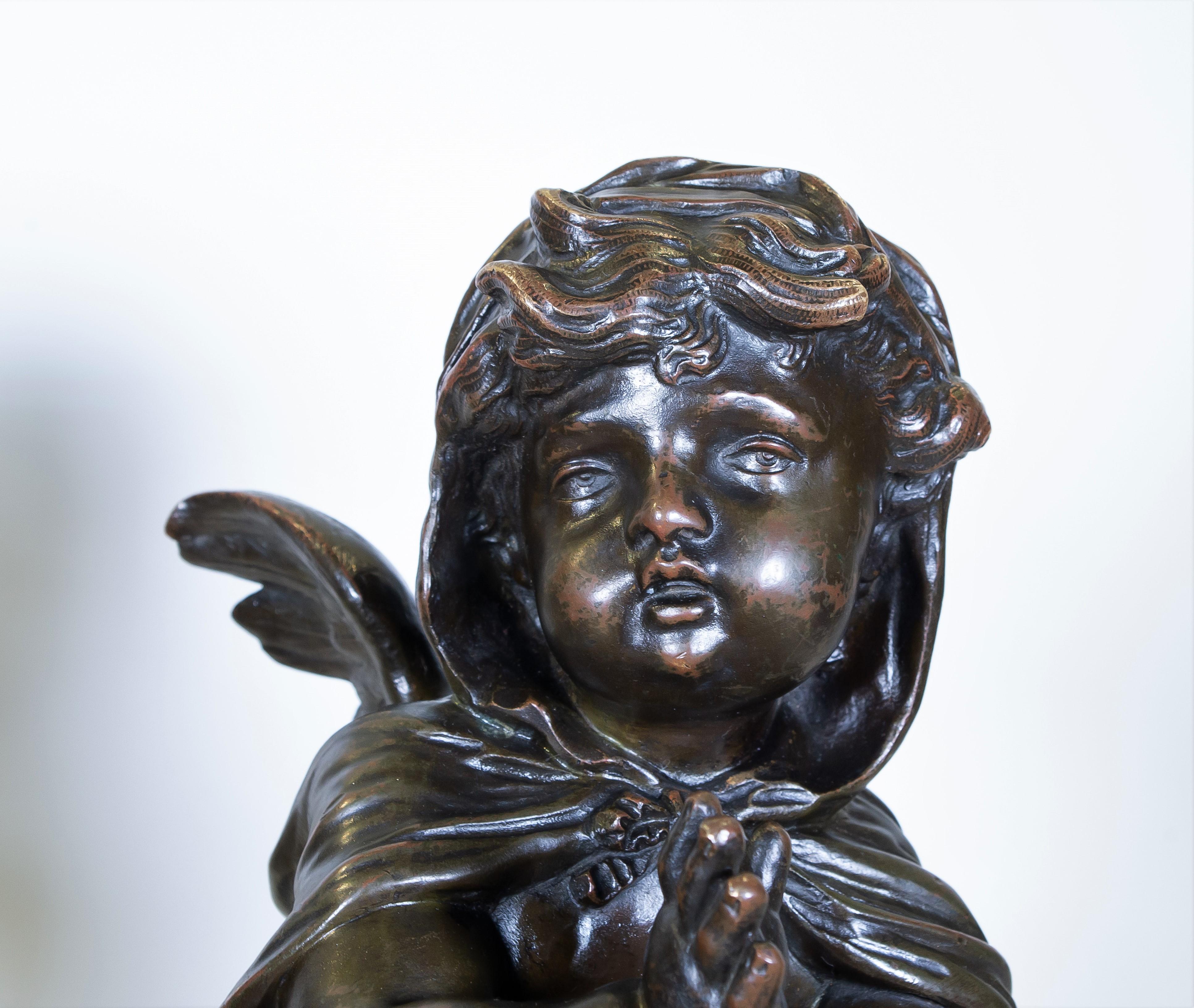 Louis XVI Pair of Antique French Patinated Bronze Winged Putti Seated on Fluted Plinths For Sale
