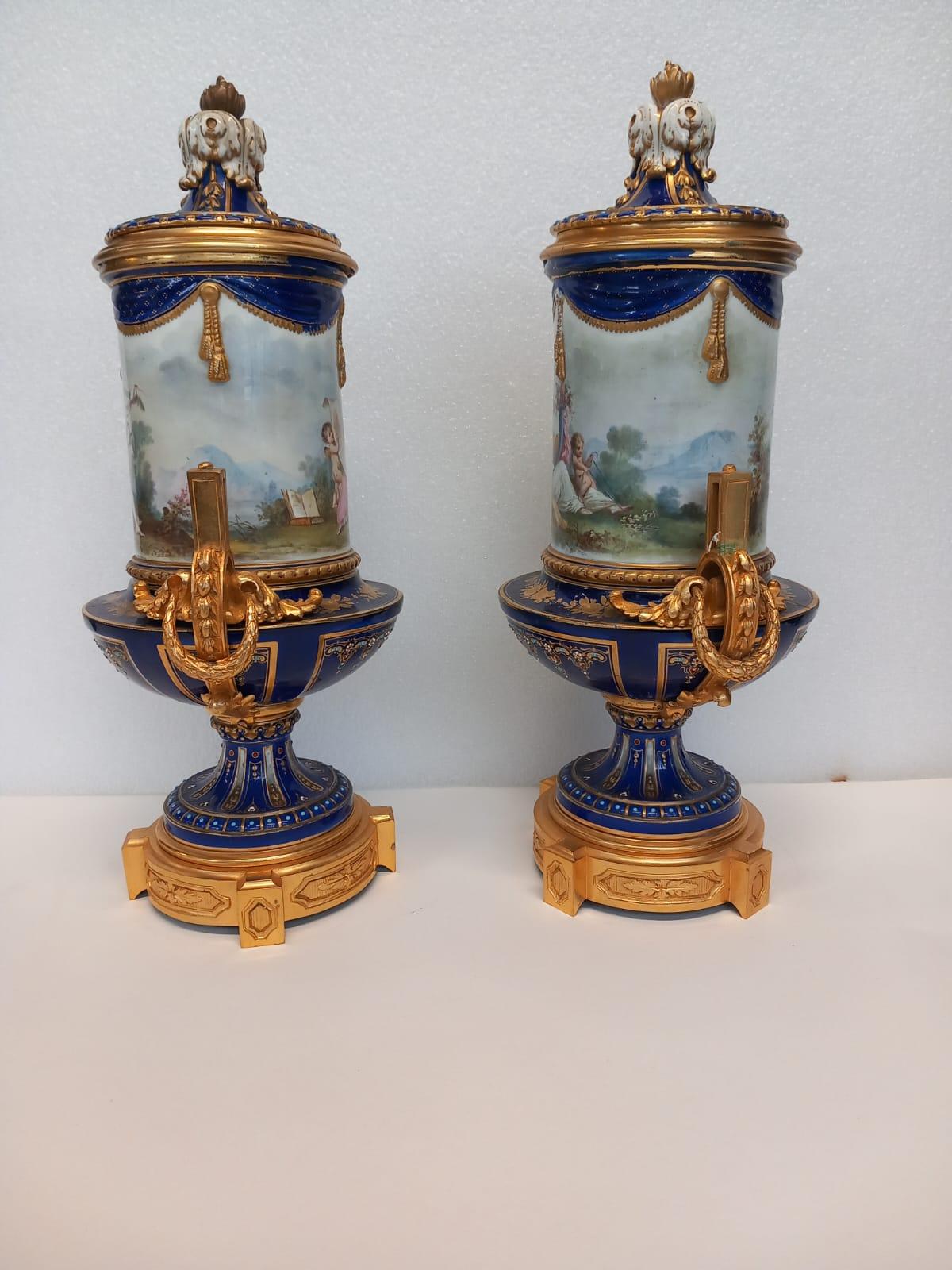 19th Century A  pair of antique French Sèvres vases dating from the Napoleon III era For Sale