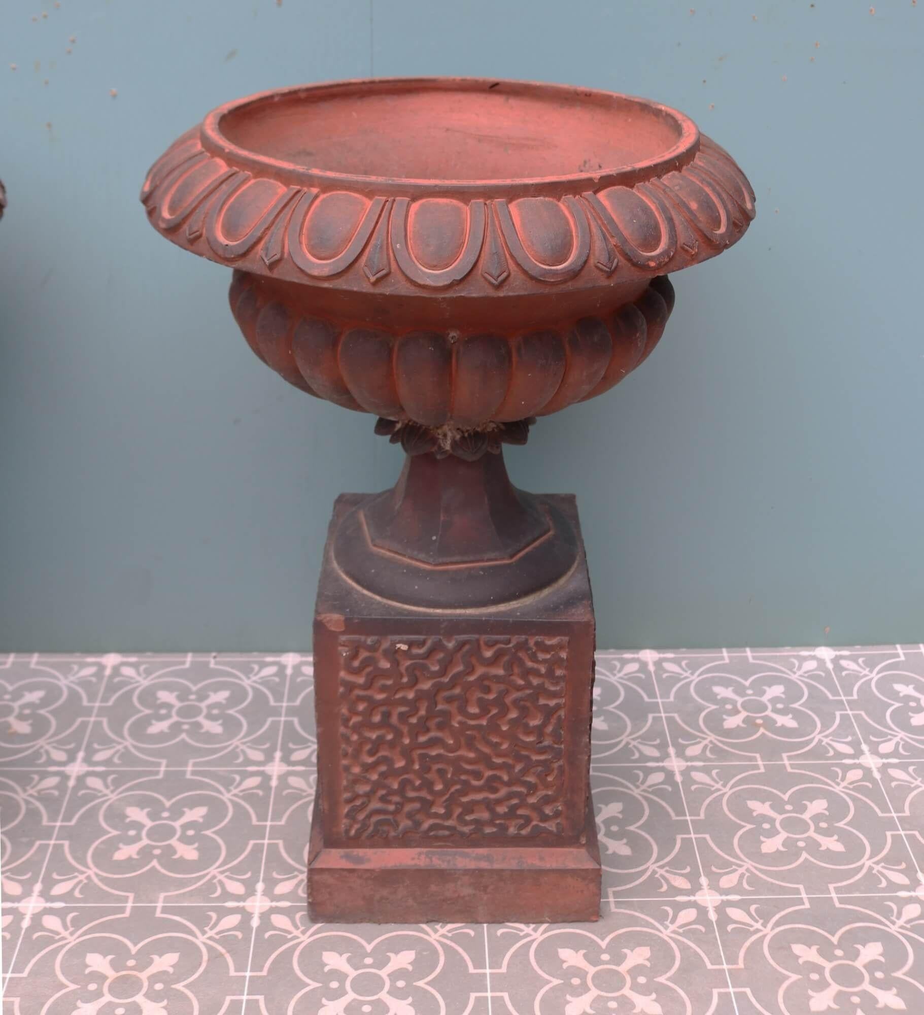 A Pair of Antique Garden Urn Planters in Terracotta For Sale 3