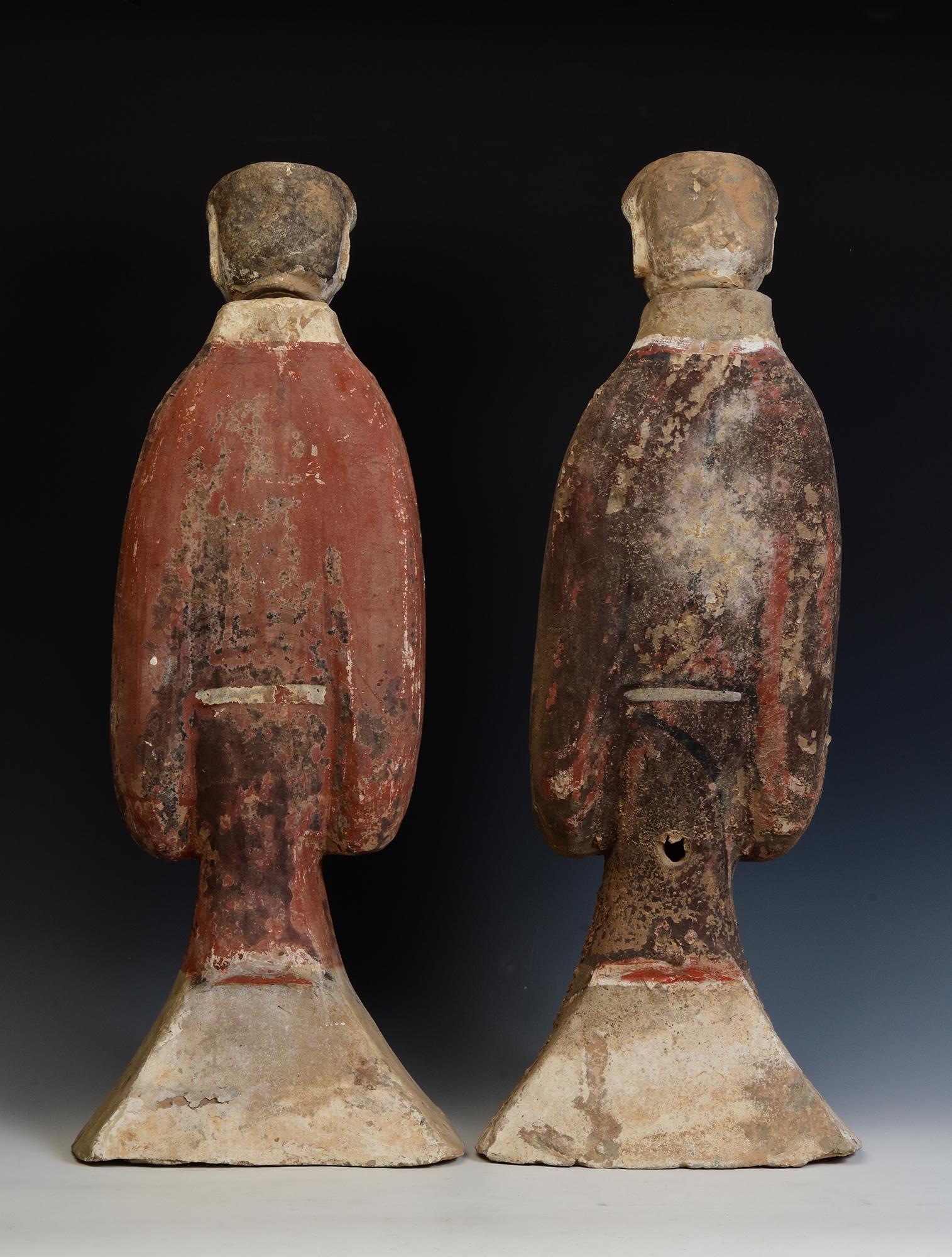 Paire de poteries chinoises antiques de la dynastie Han avec Oxford TL Test en vente 4