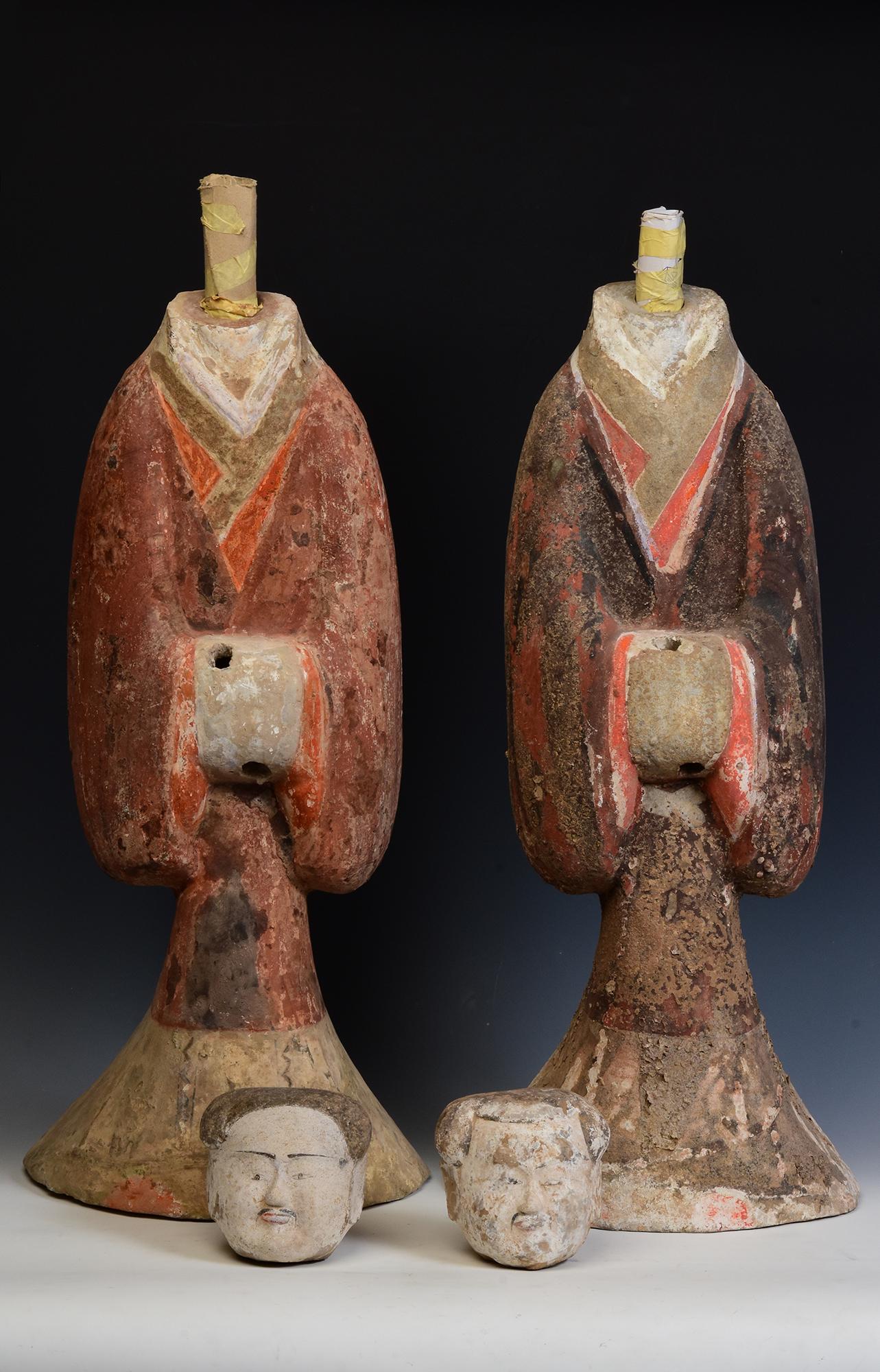 Paire de poteries chinoises antiques de la dynastie Han avec Oxford TL Test en vente 10