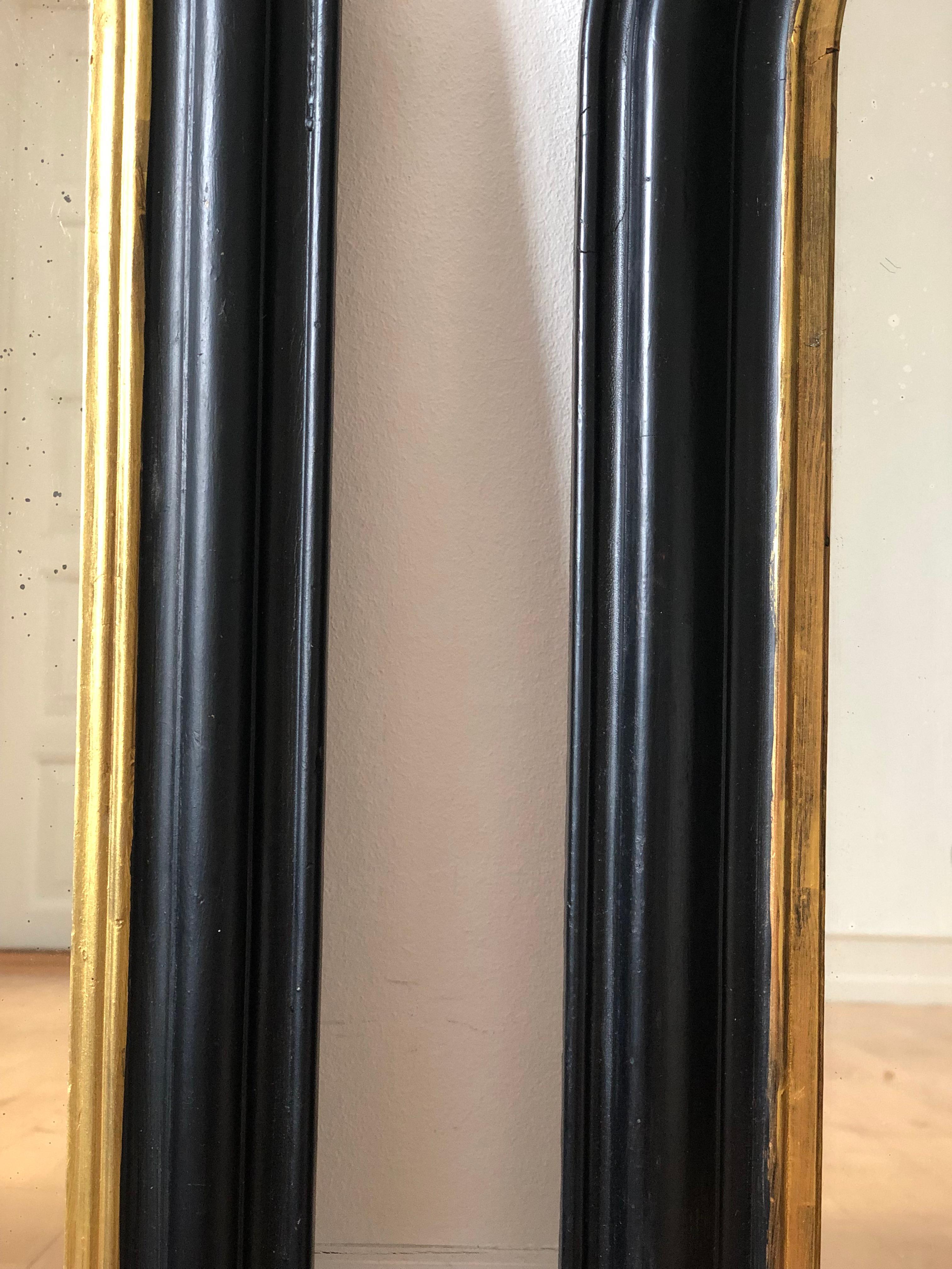 A Pair of Antique Louis Philippe French Mirror In Black and Gold Late 19th Centu For Sale 2