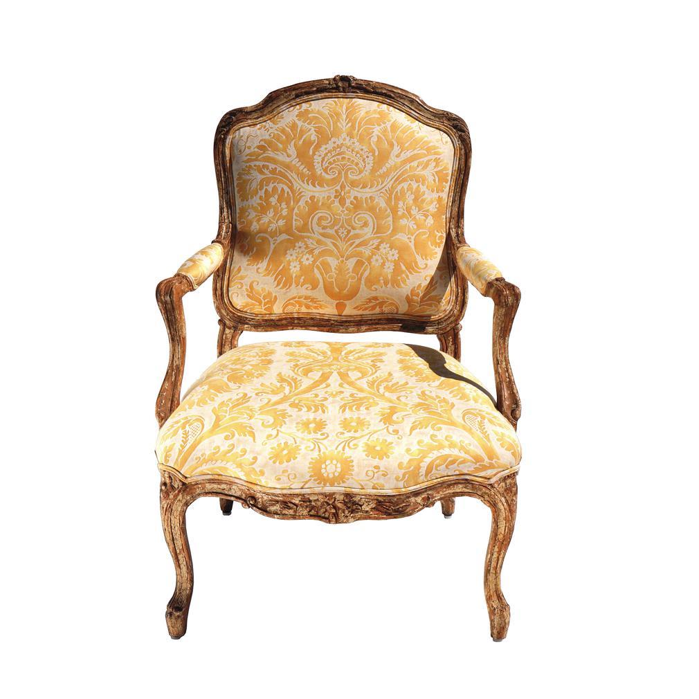 Français Paire de Fauteuils à la Reine anciens de style Louis XV en vente