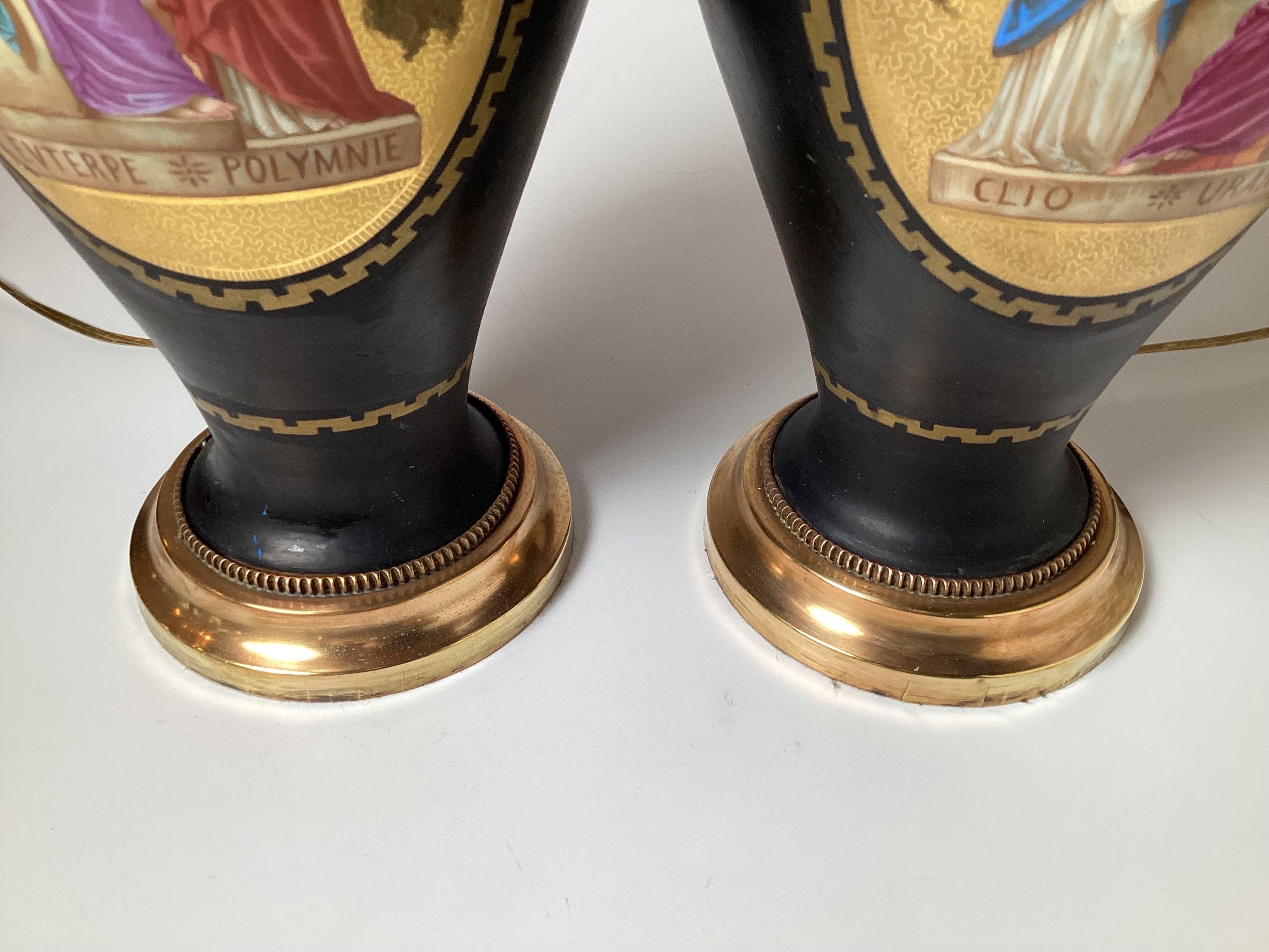 Pair of Antique Neoclassical Paris Porcelain Vases as Lamps In Good Condition For Sale In Lambertville, NJ