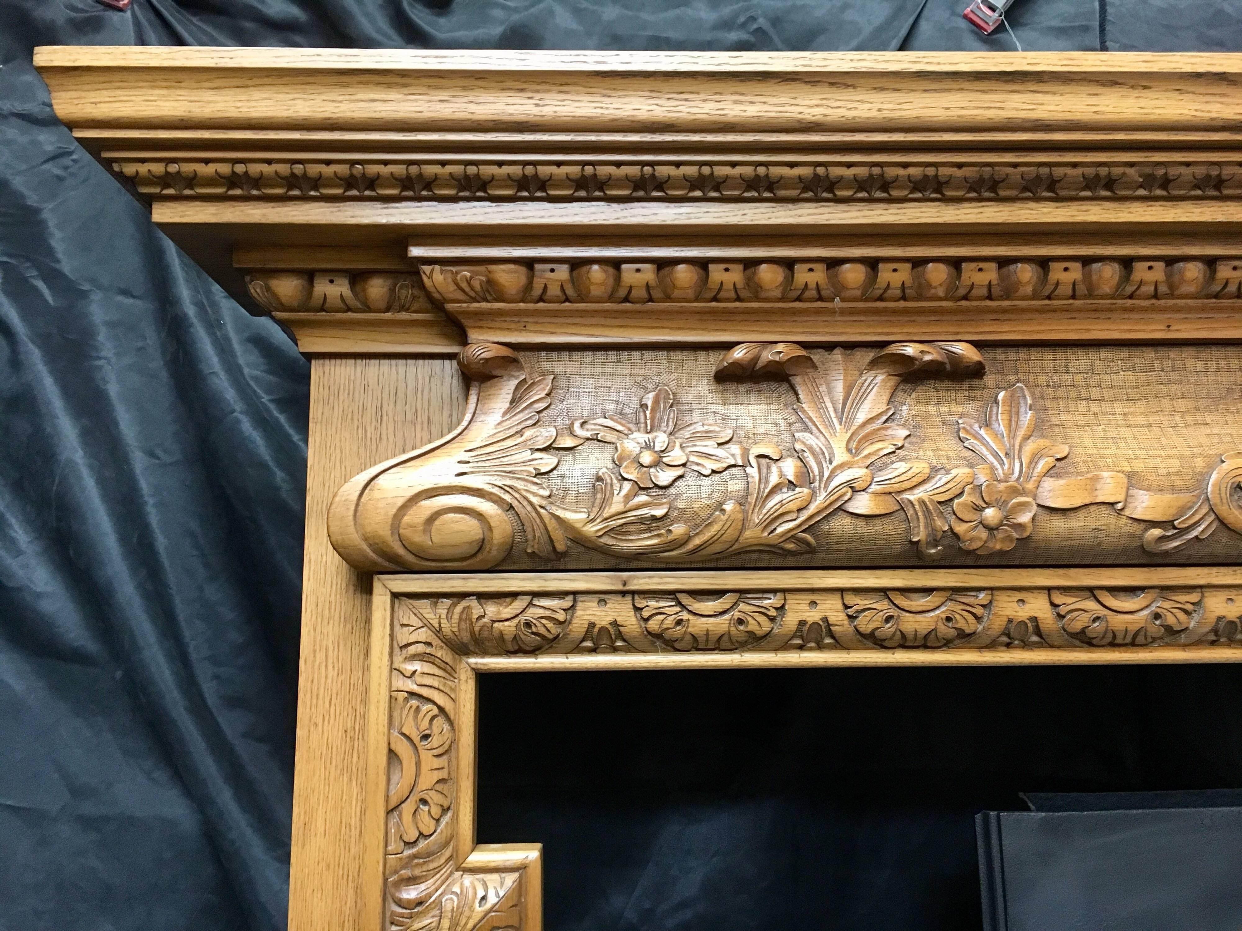 Pair of Antique Oak Georgian Style Carved Wood Fireplace Surrounds In Good Condition In Edinburgh, GB