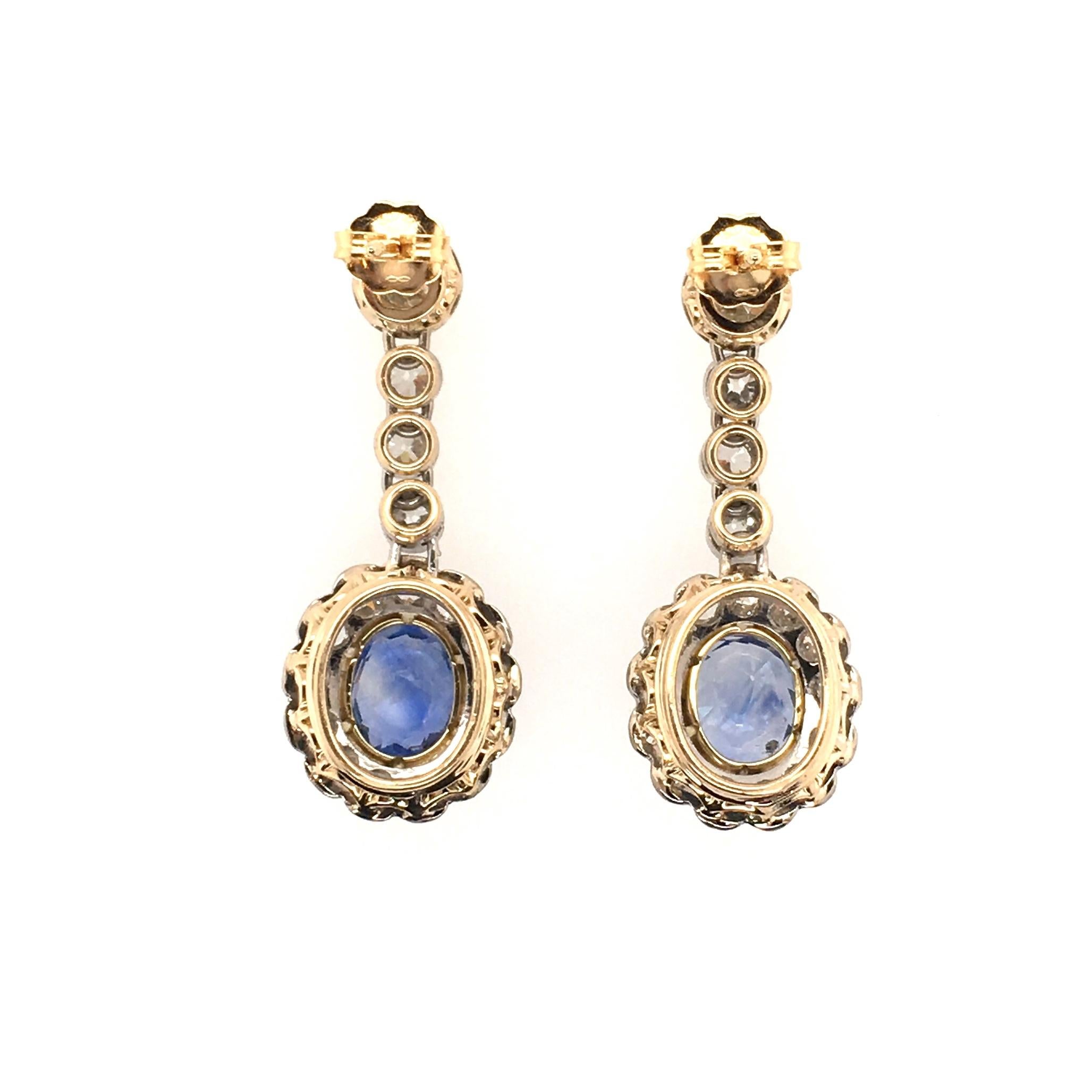 Paar antike Saphir- und Diamant-Ohrringe im Zustand „Hervorragend“ in New York, NY