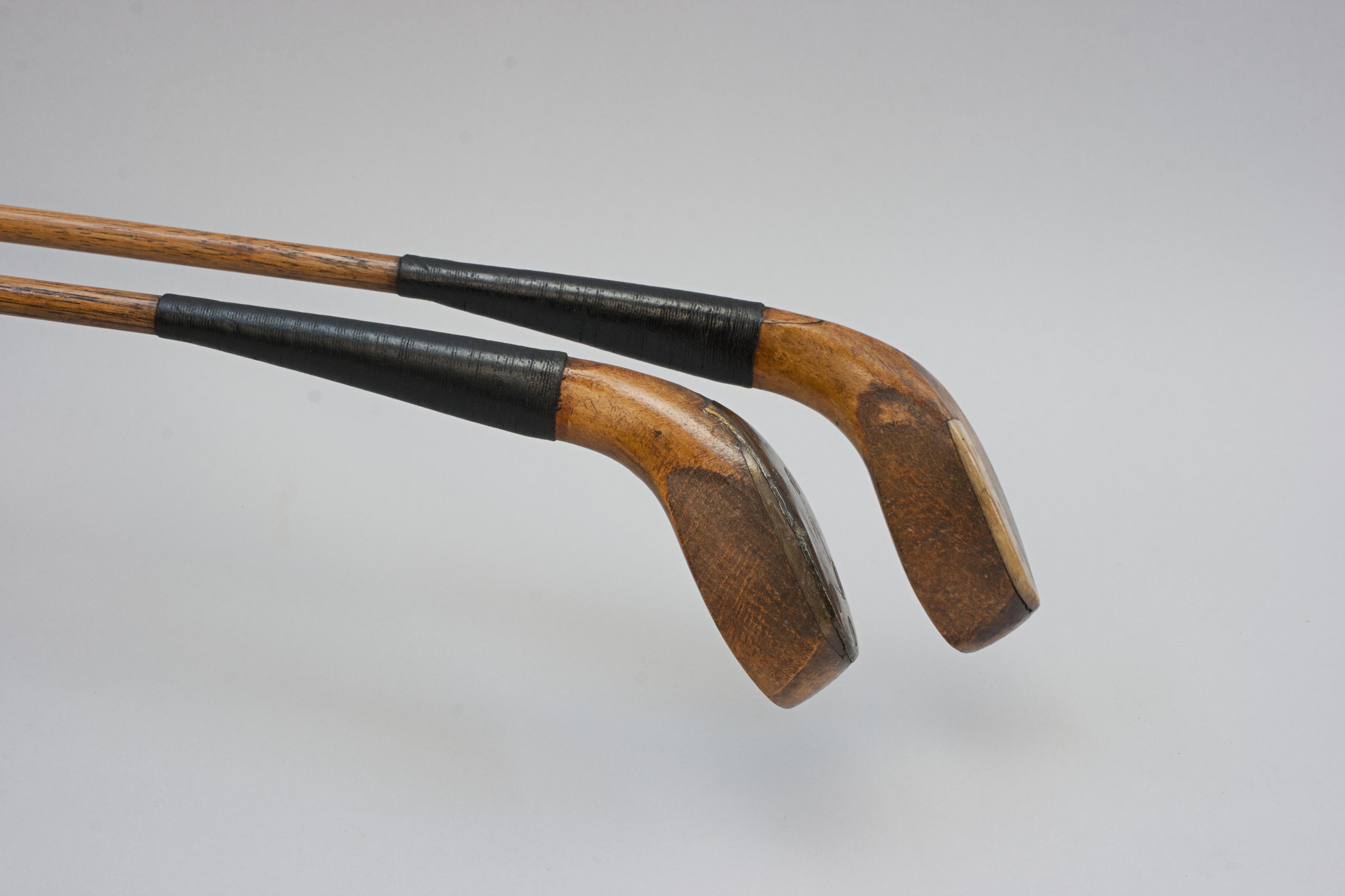 A Pair of Antique Transitional Long Nose Golf Clubs, Woods. For Sale 3