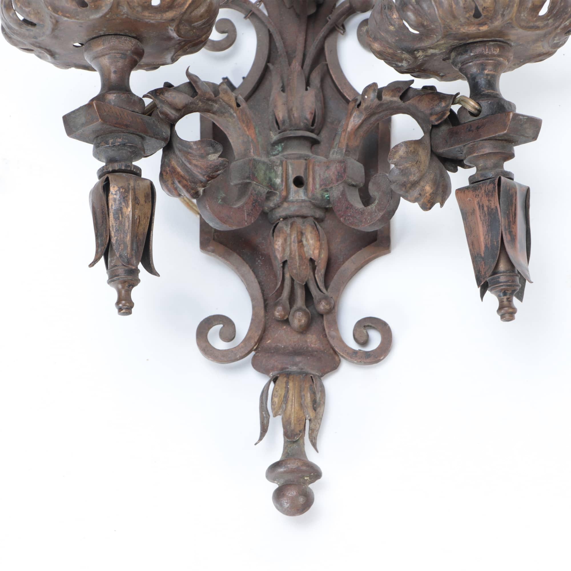Pair of Antique Wrought Iron Floral Sconces, circa 1920 In Good Condition For Sale In Philadelphia, PA