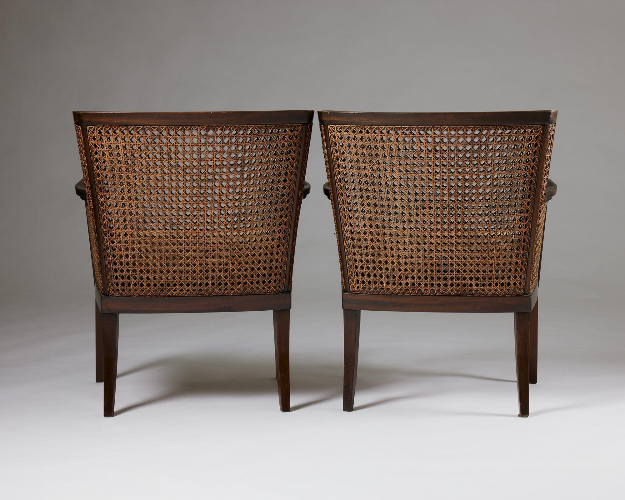 A pair of armchairs and sofa, anoynmous for Paul Boman, Finland, 1930s, rattan For Sale 9