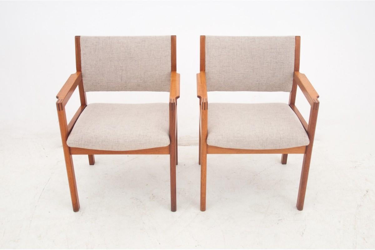 Scandinavian Modern A pair of armchairs, Denmark, 1960s. For Sale