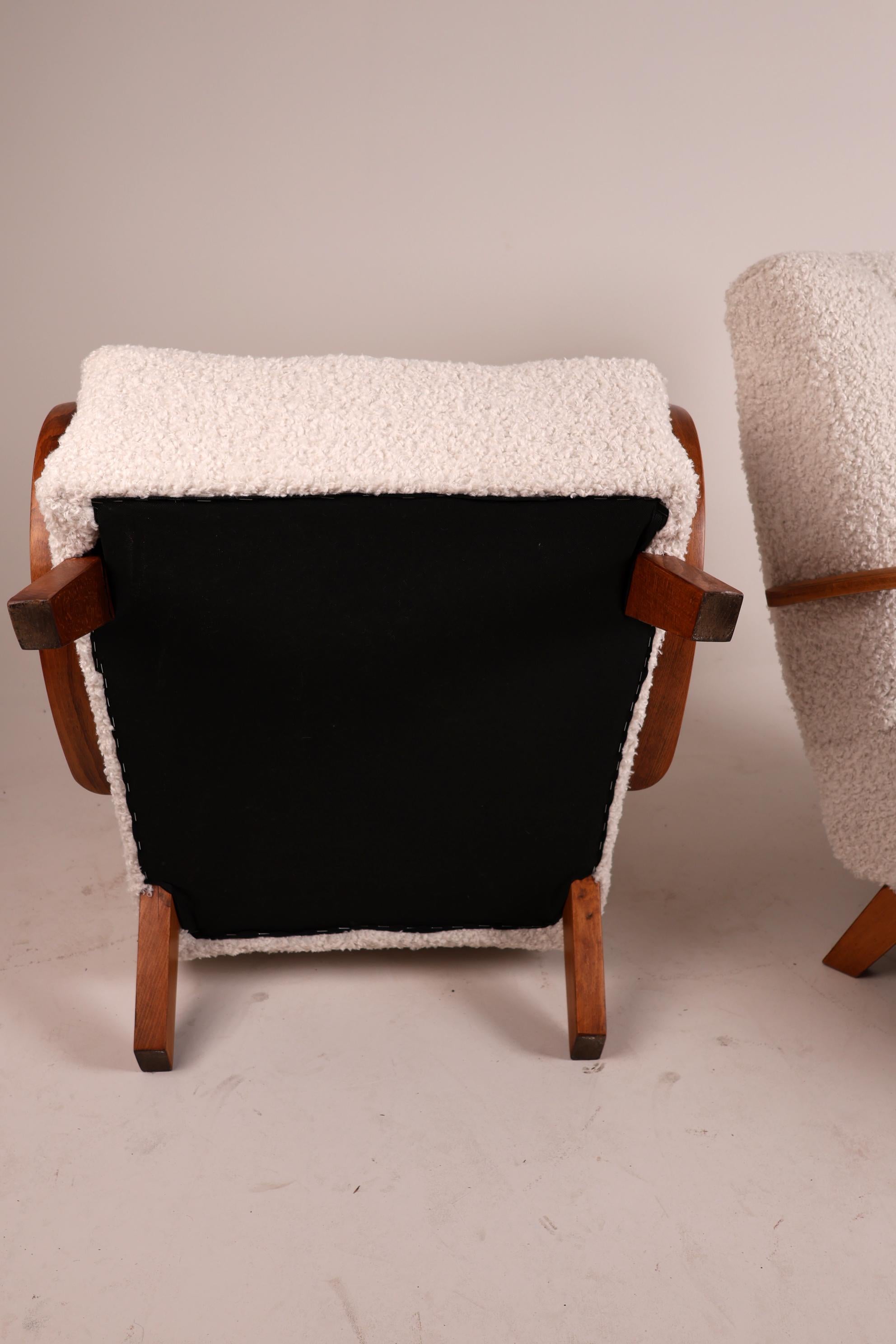 A pair of Armchairs H-410 by Jindrich Halabala from the 1950s For Sale 7
